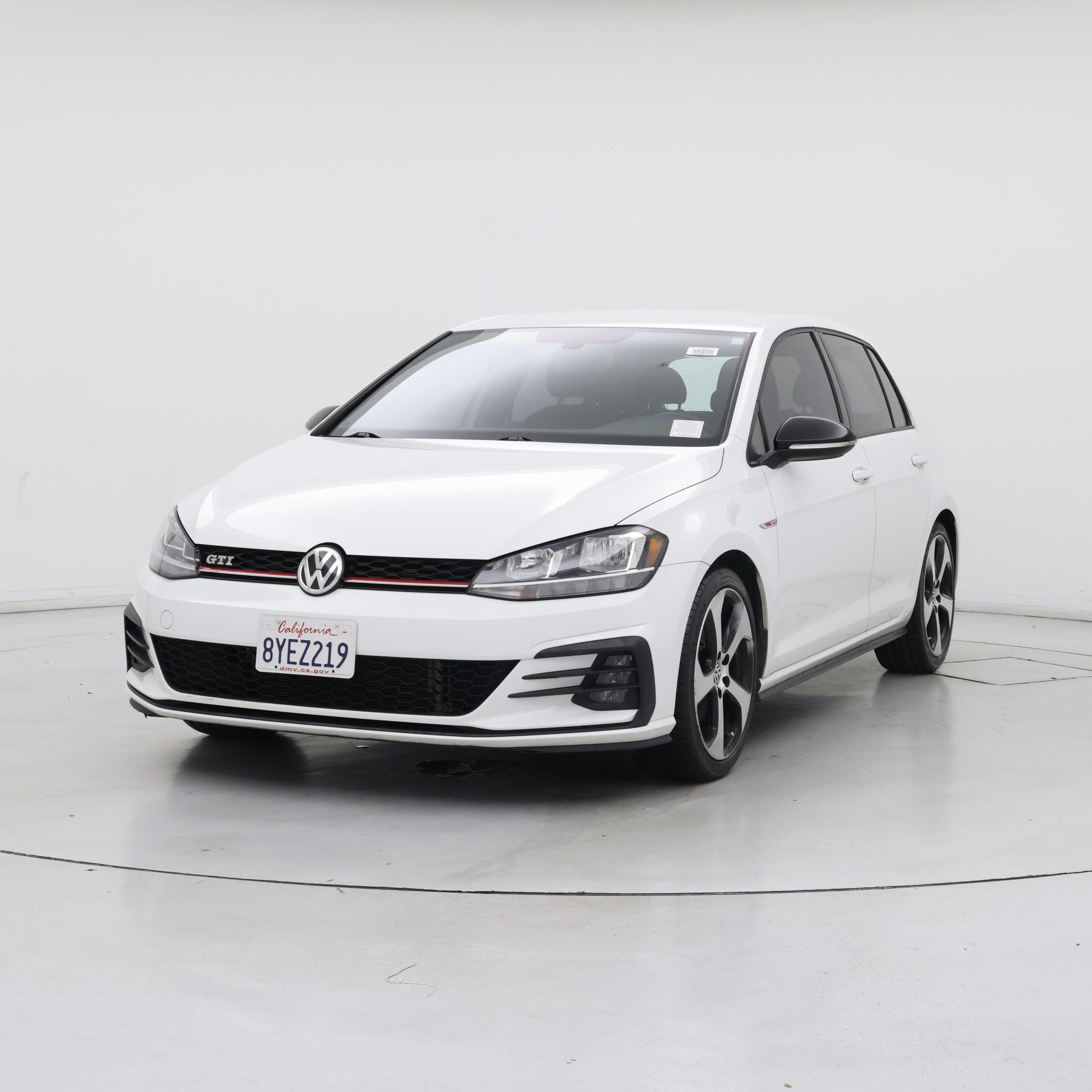 Thumbnail: 2018 Volkswagen Golf - 4