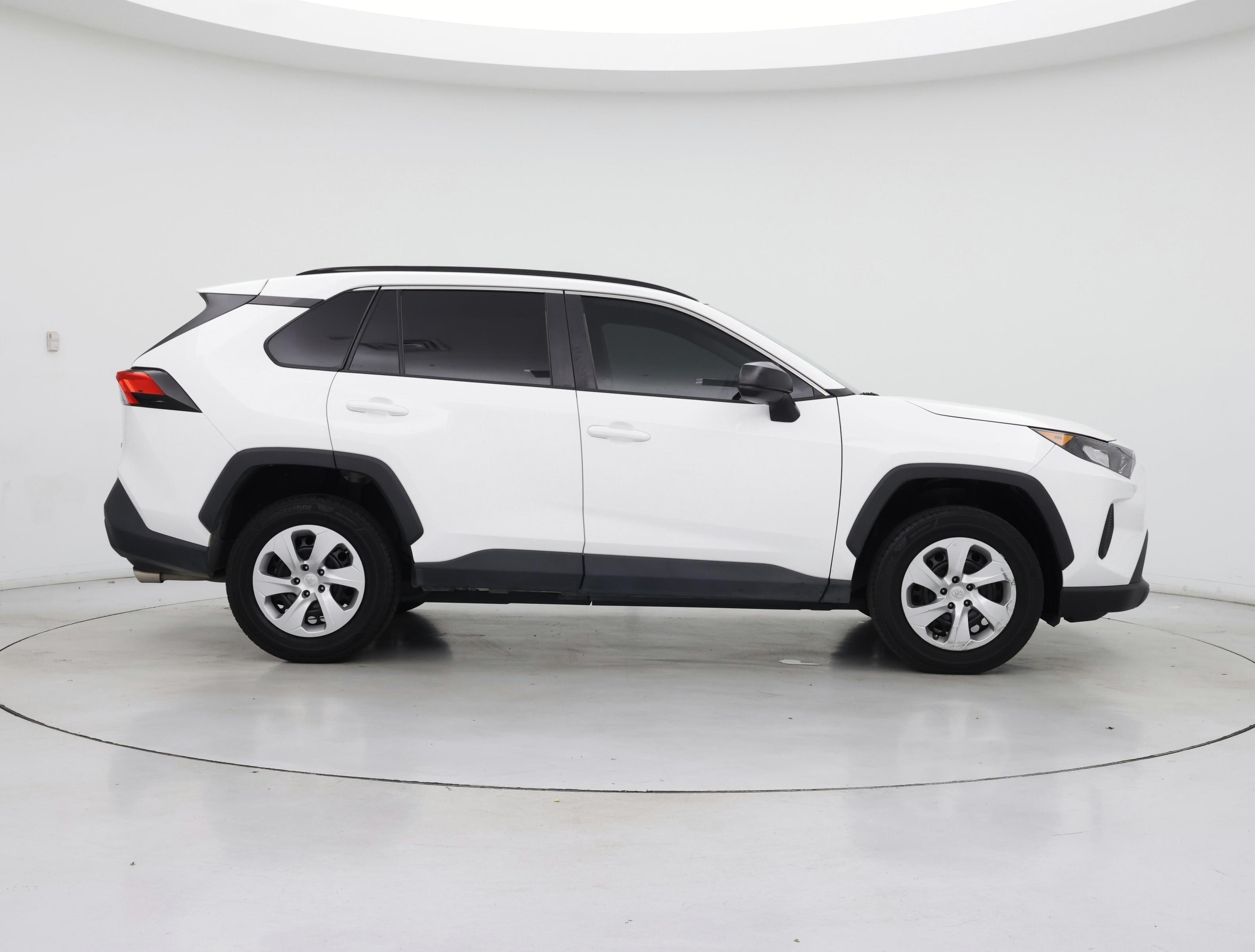 Thumbnail: 2020 Toyota RAV4 - 7