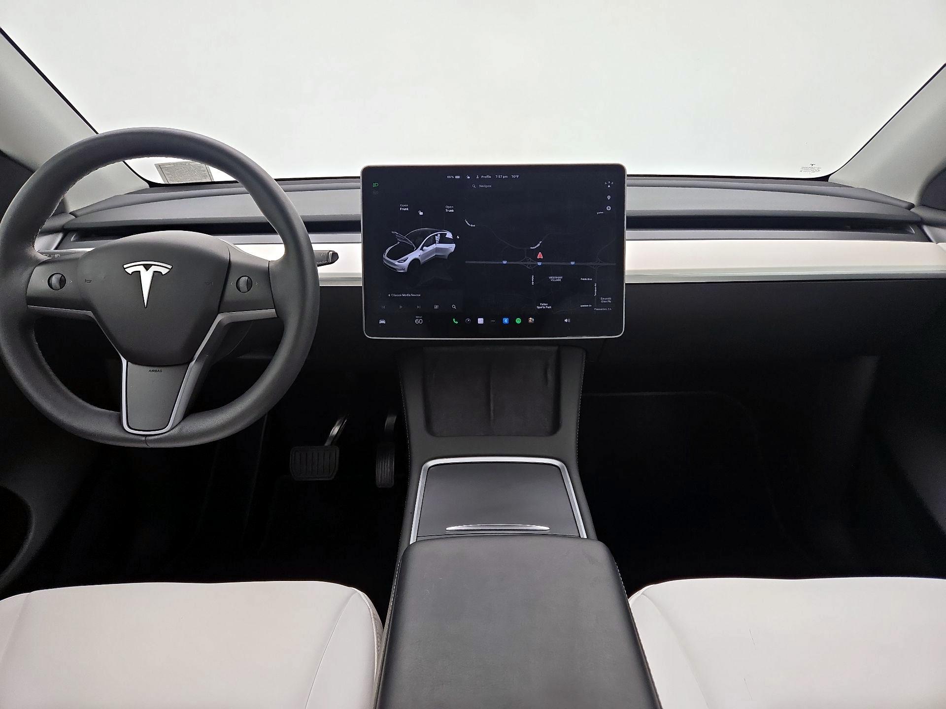 Thumbnail: 2023 Tesla Model Y - 9