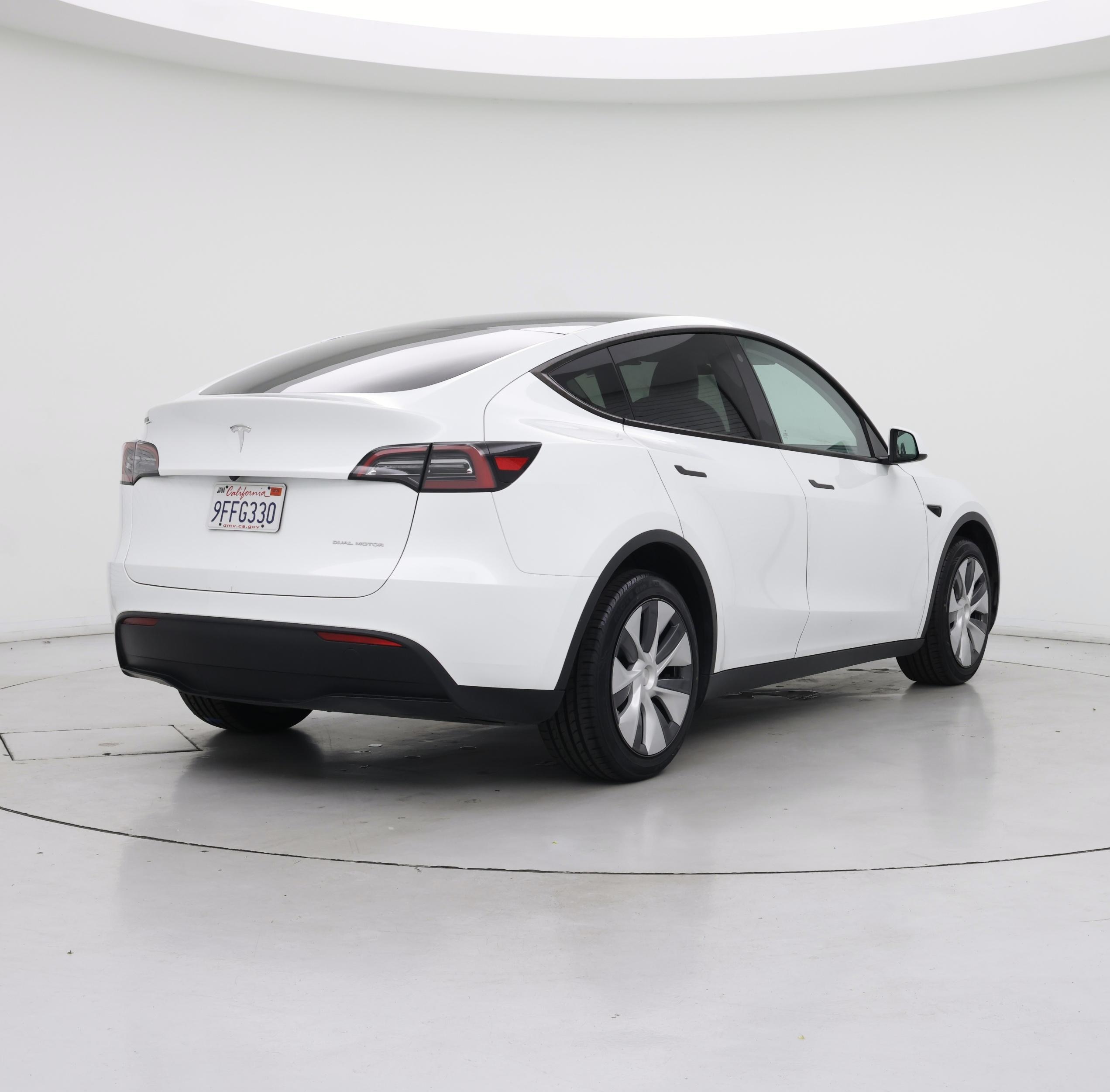 Thumbnail: 2023 Tesla Model Y - 8