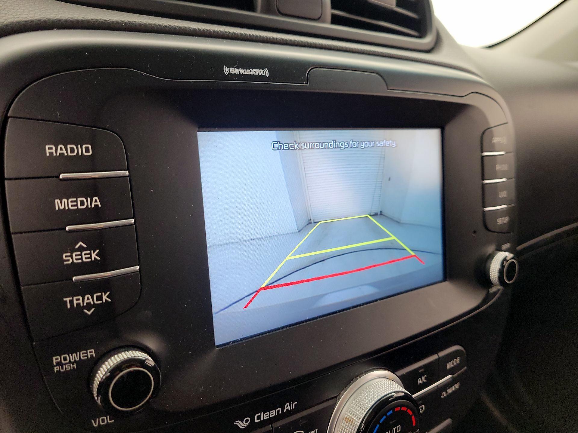 Thumbnail: 2018 Kia Soul - 14