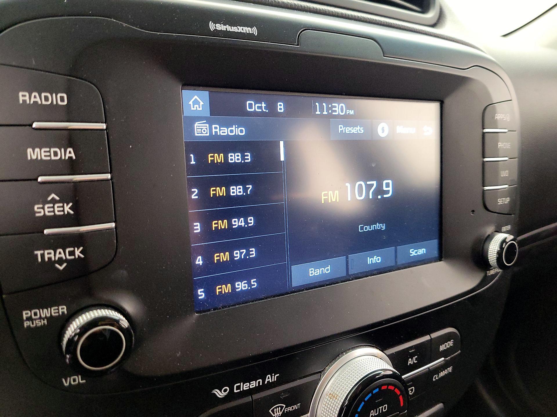 Thumbnail: 2018 Kia Soul - 15
