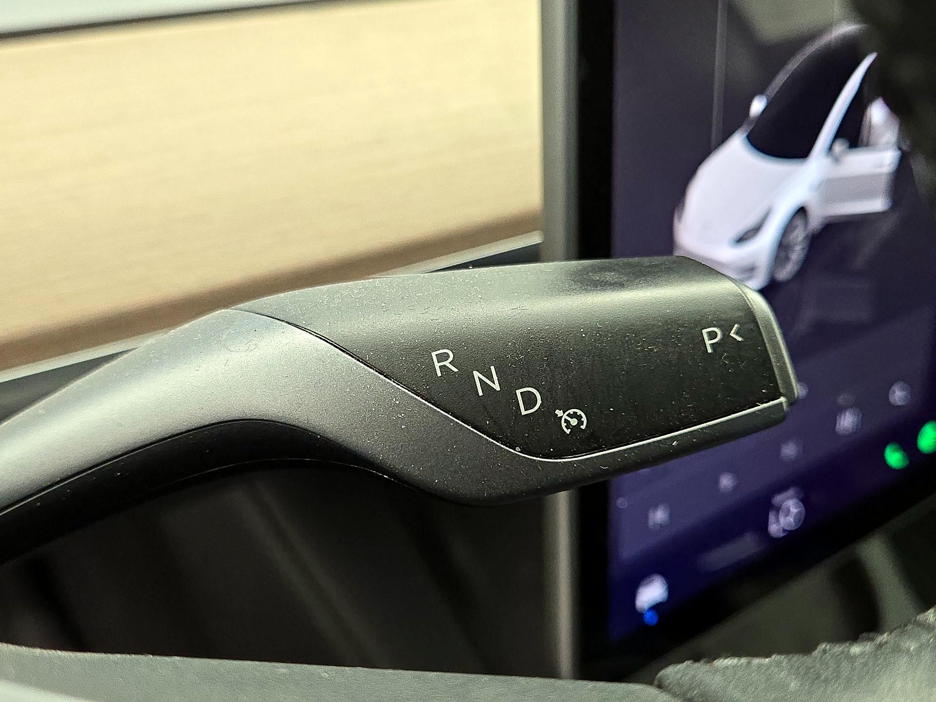 Thumbnail: 2023 Tesla Model 3 - 17