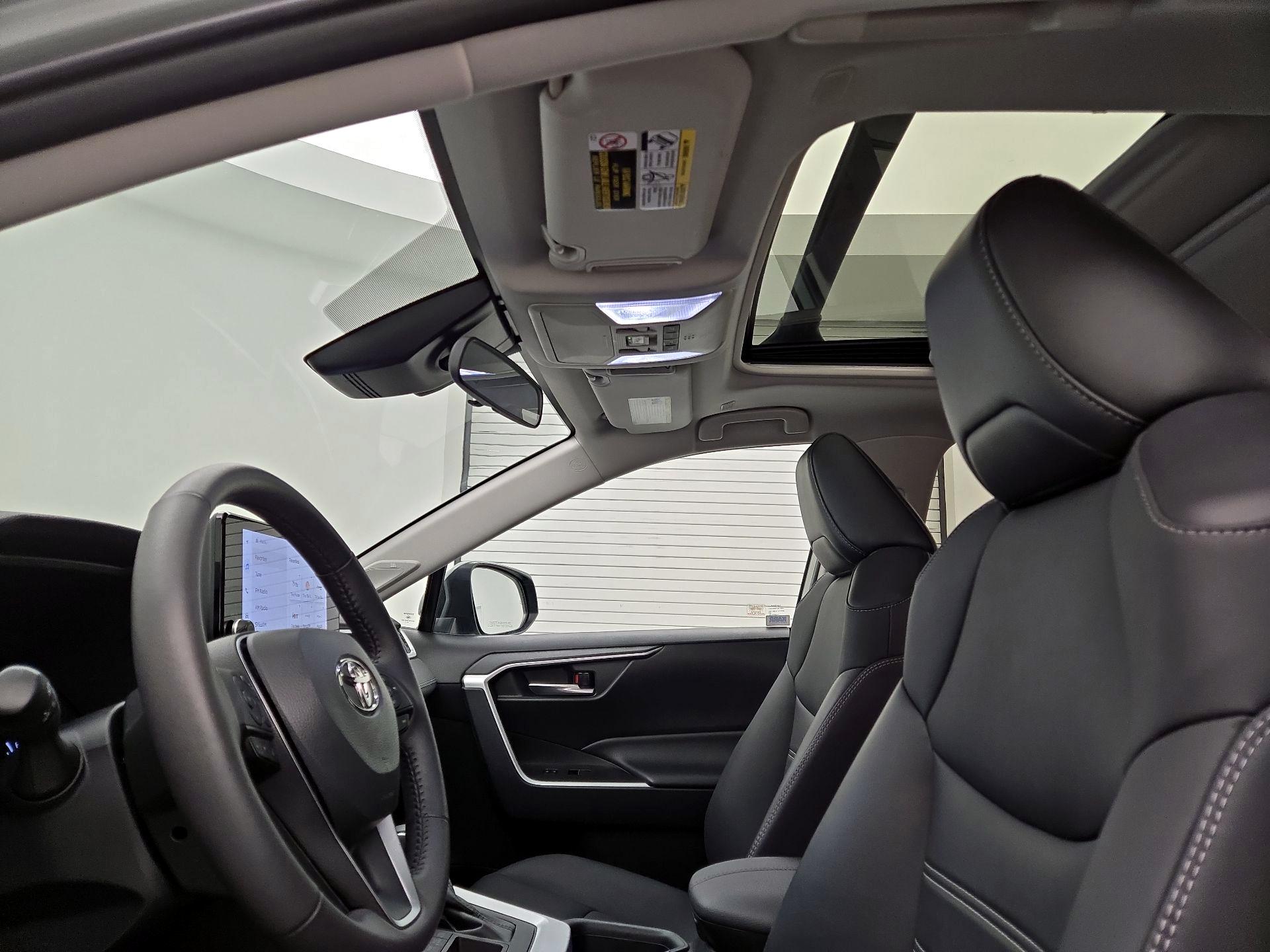Thumbnail: 2023 Toyota RAV4 - 19