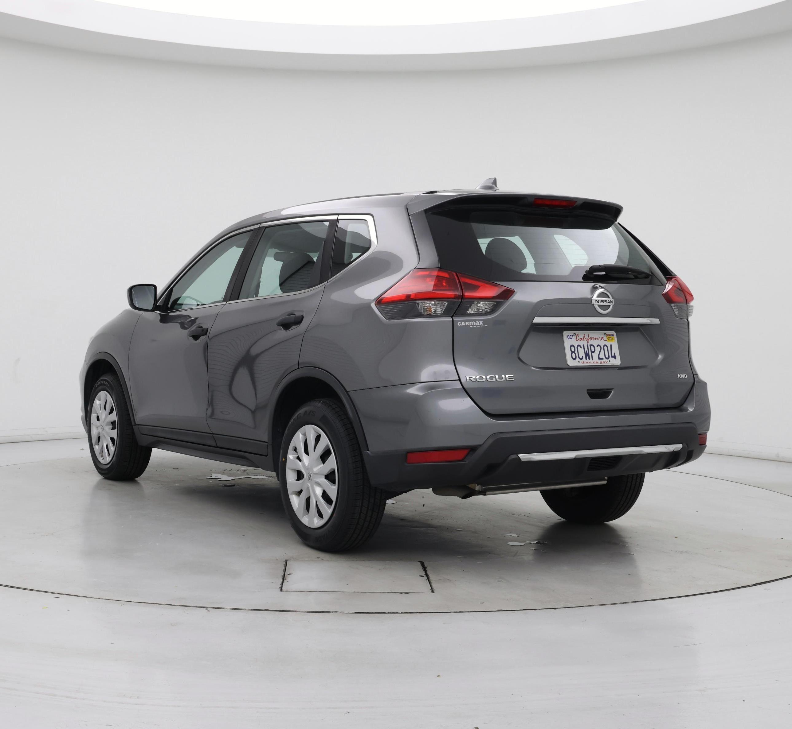 Thumbnail: 2017 Nissan Rogue - 2