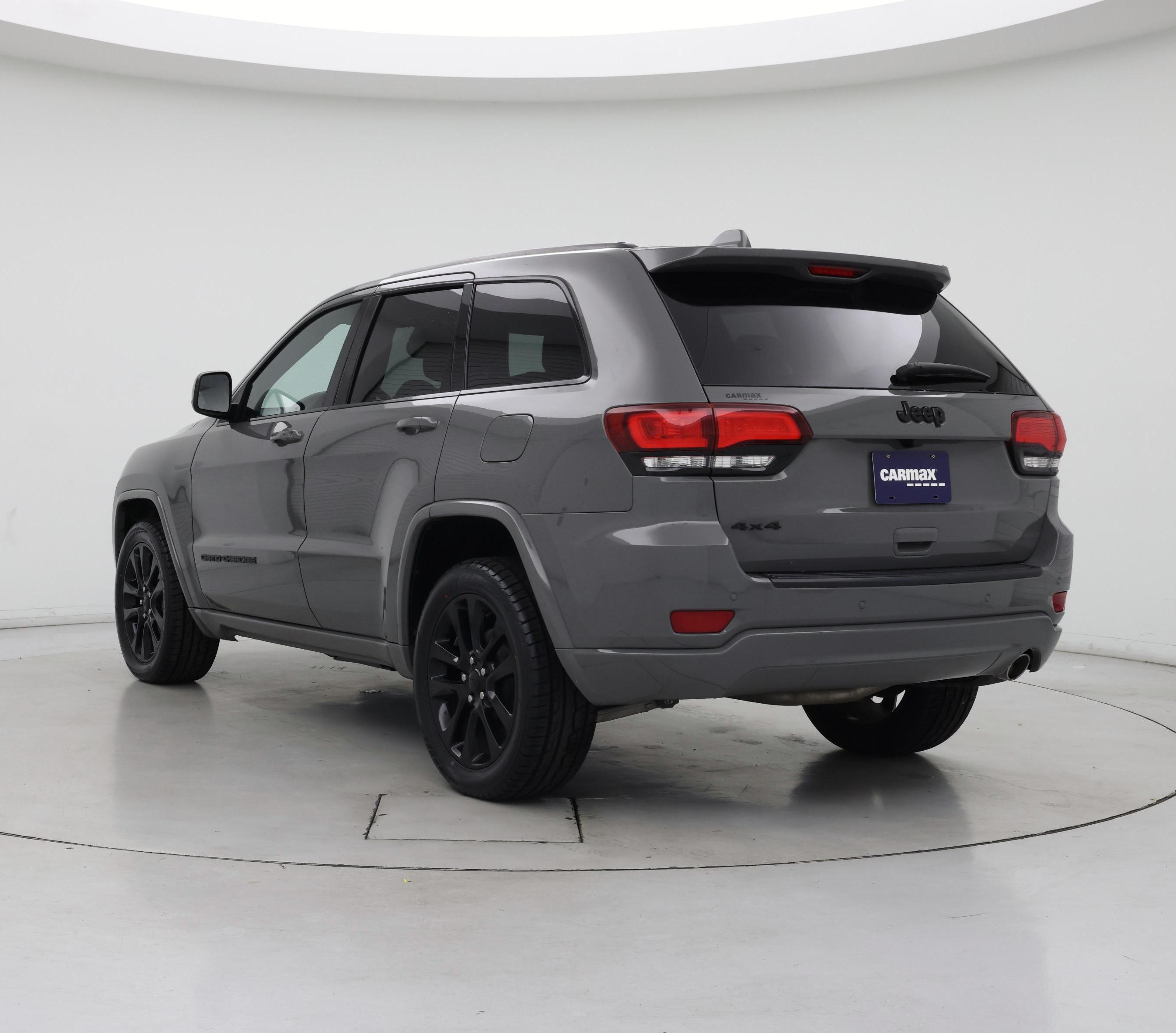 Thumbnail: 2020 Jeep Grand Cherokee - 2