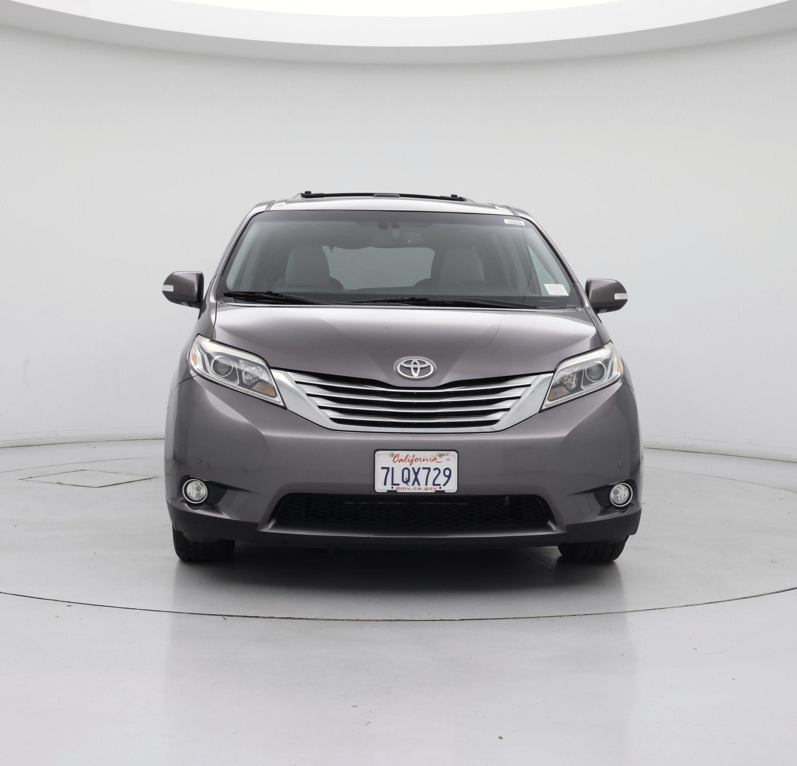 Thumbnail: 2015 Toyota Sienna - 5