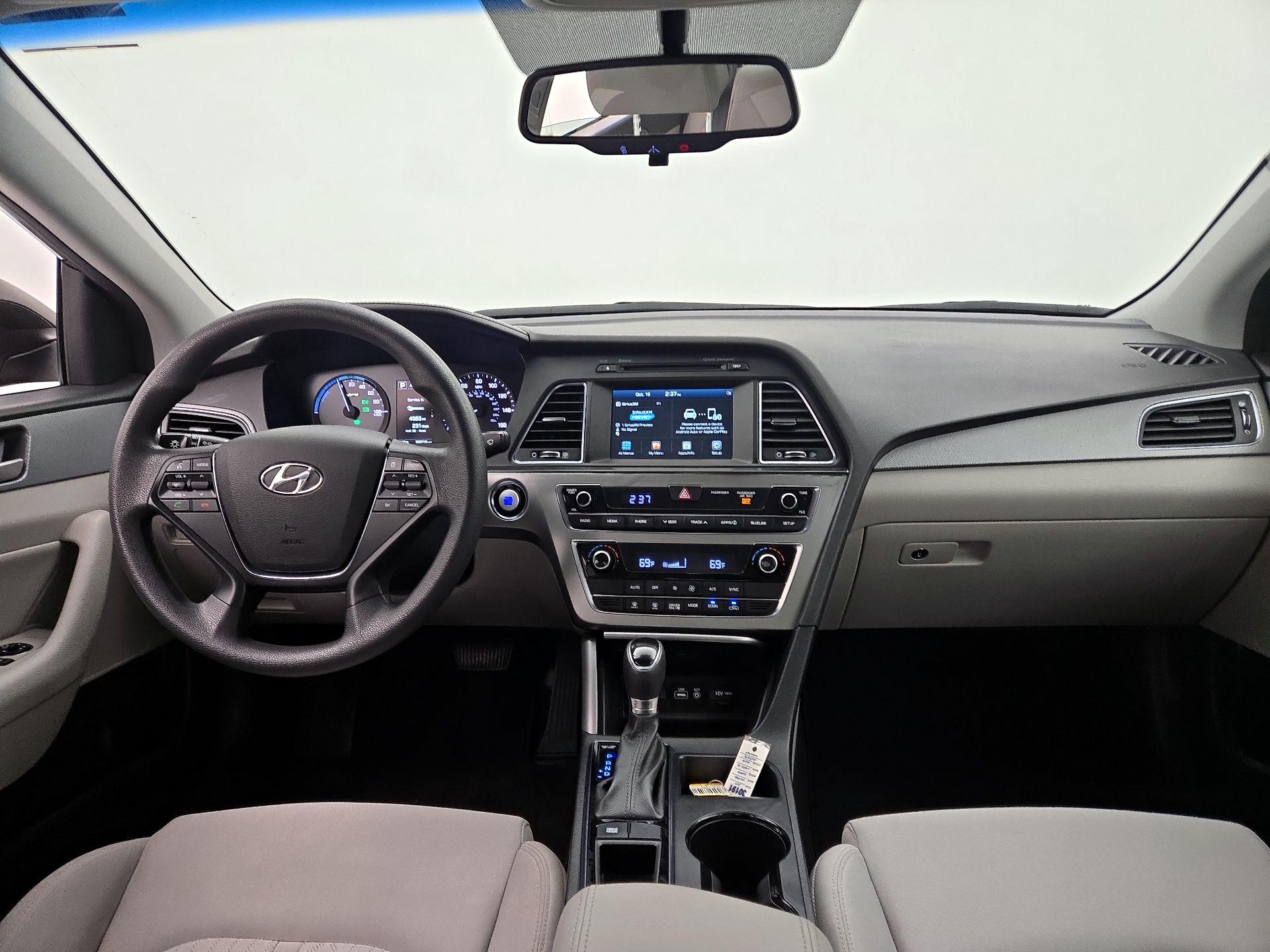 Thumbnail: 2017 Hyundai Sonata - 9