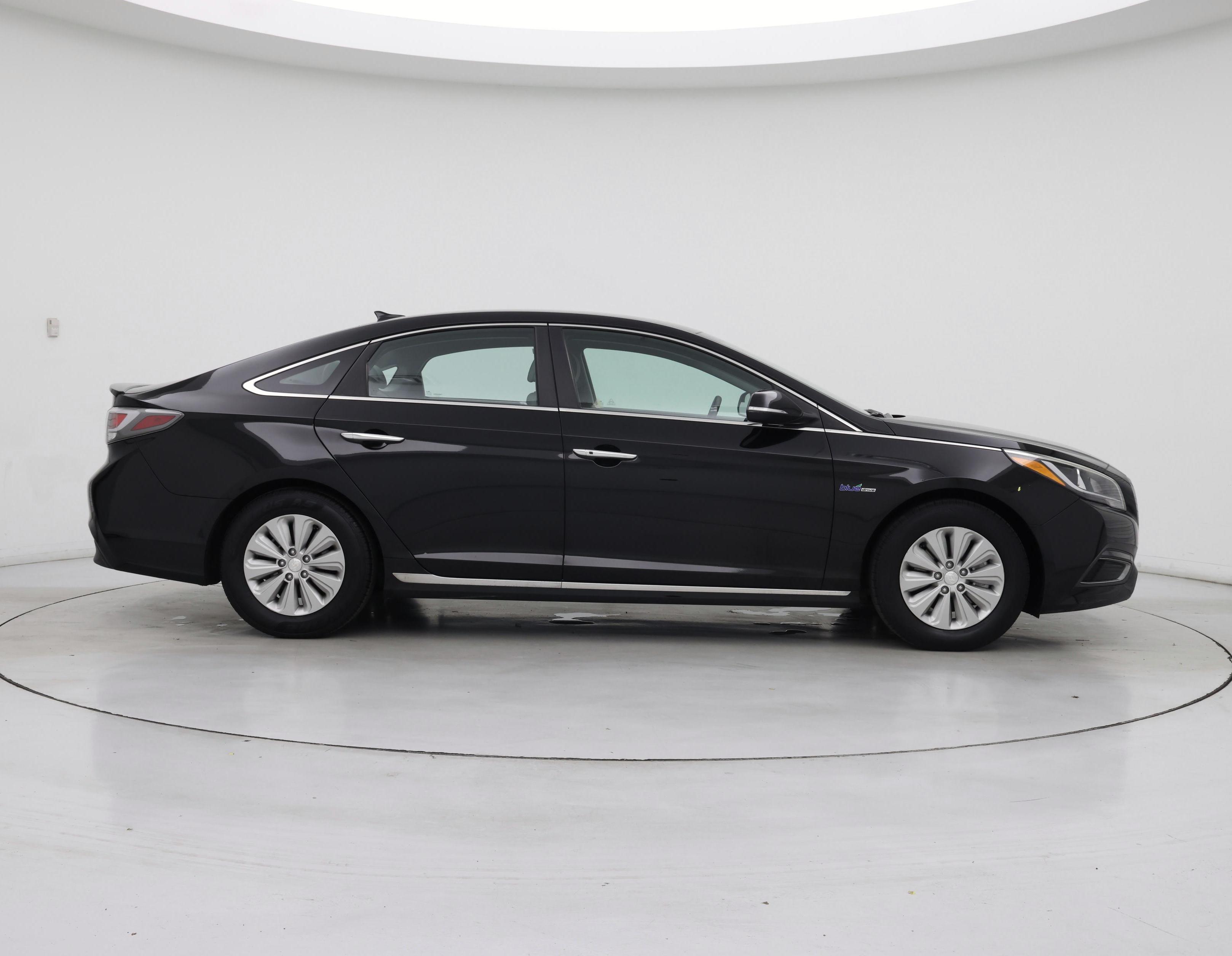 Thumbnail: 2017 Hyundai Sonata - 7