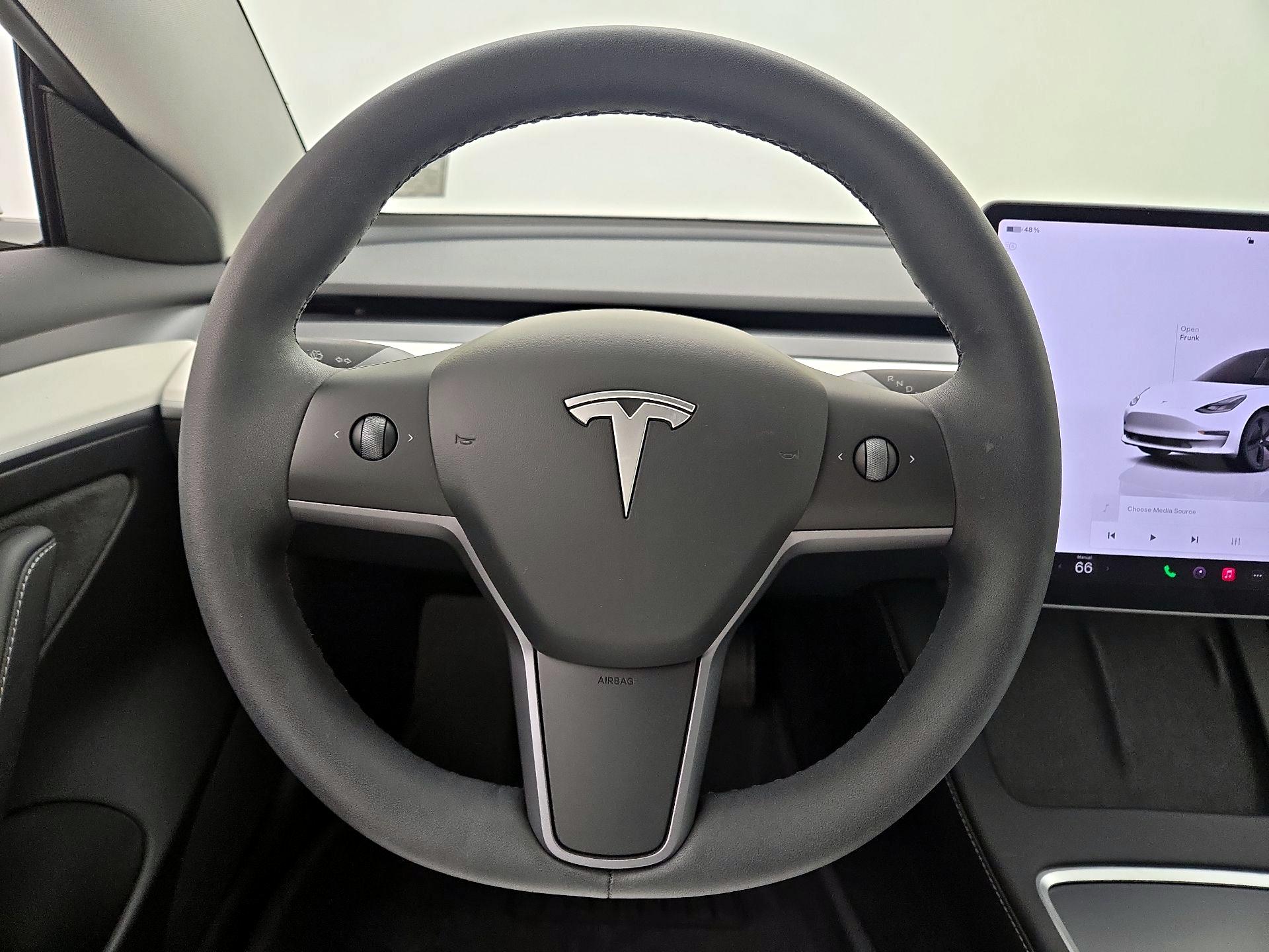 Thumbnail: 2023 Tesla Model 3 - 10