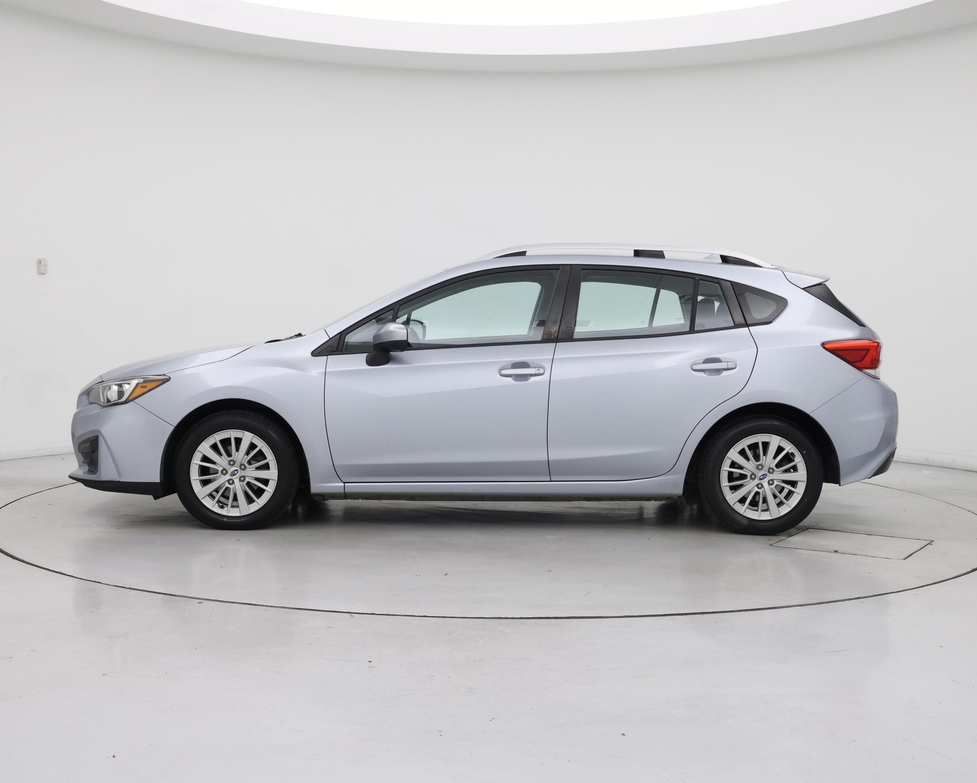 Thumbnail: 2017 Subaru Impreza - 3