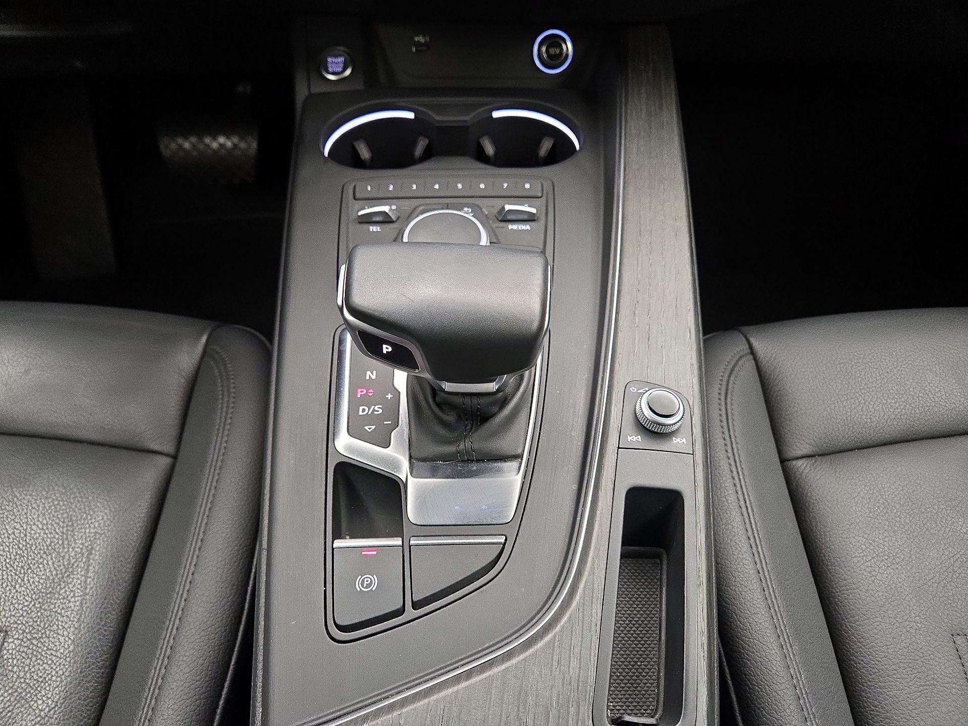 Thumbnail: 2019 Audi A4 - 17
