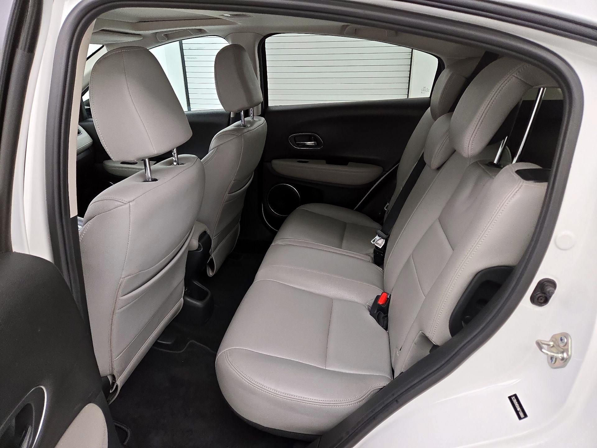 Thumbnail: 2017 Honda HR-V - 18