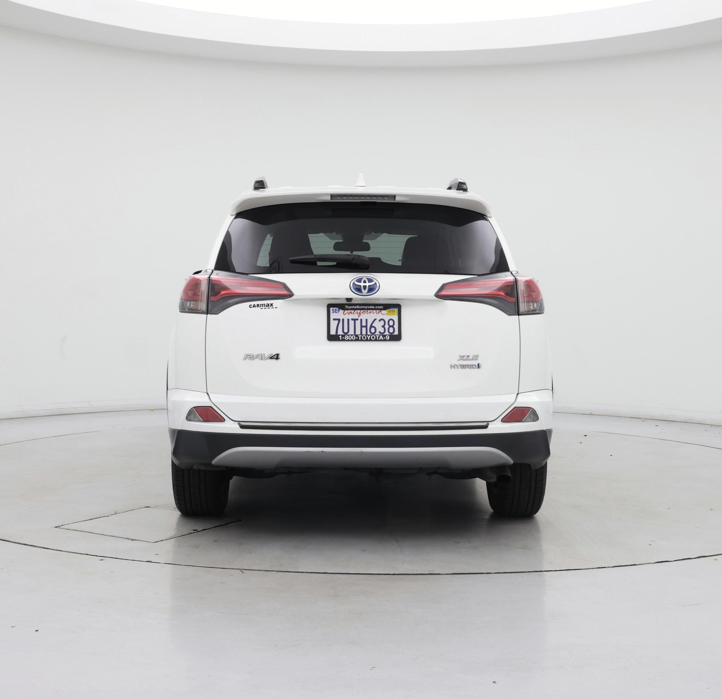 Thumbnail: 2017 Toyota RAV4 - 6