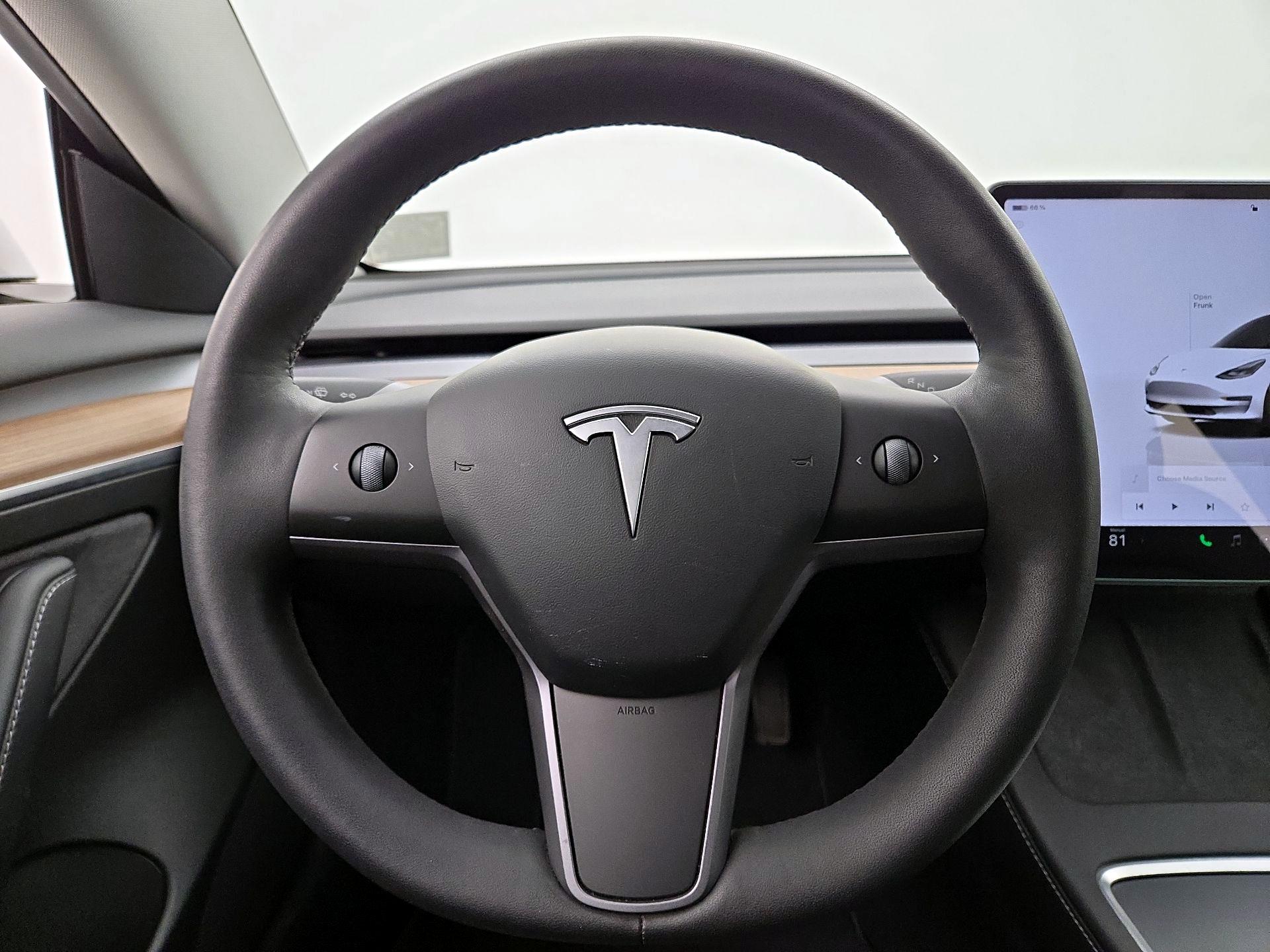 Thumbnail: 2022 Tesla Model 3 - 10