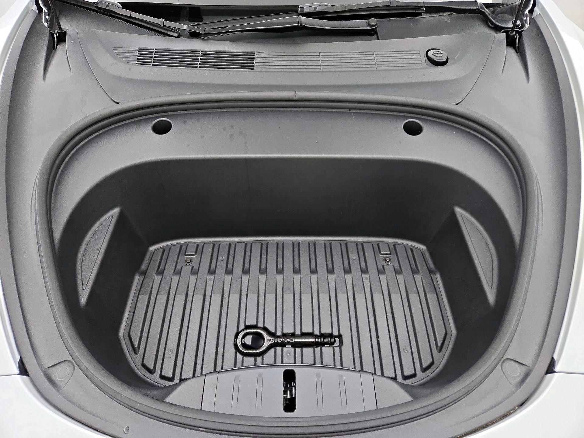 Thumbnail: 2022 Tesla Model 3 - 20