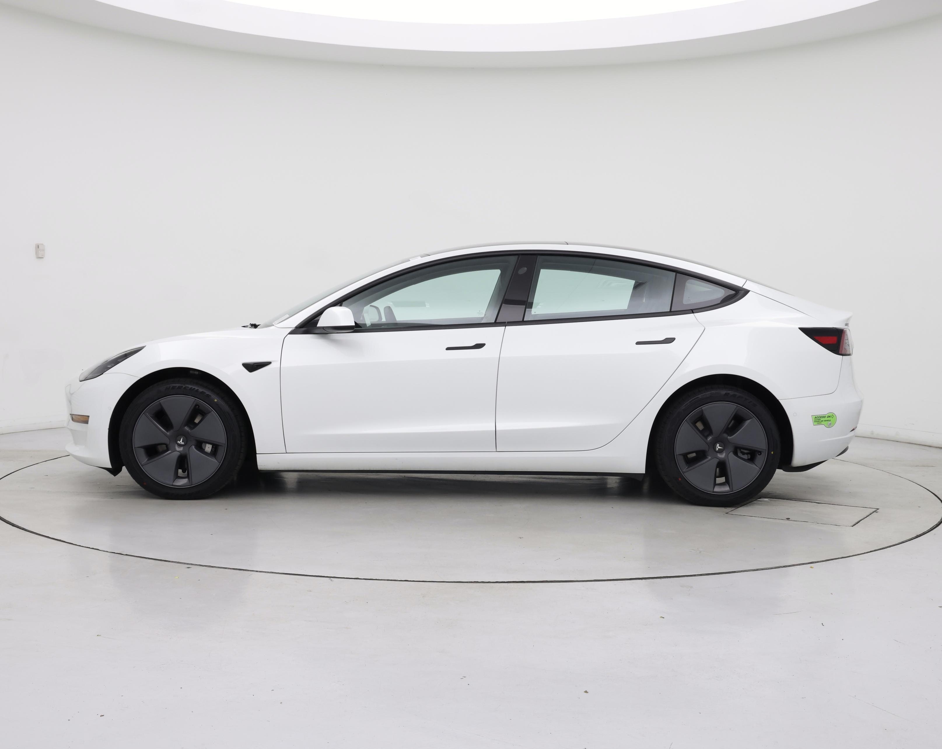 Thumbnail: 2022 Tesla Model 3 - 3