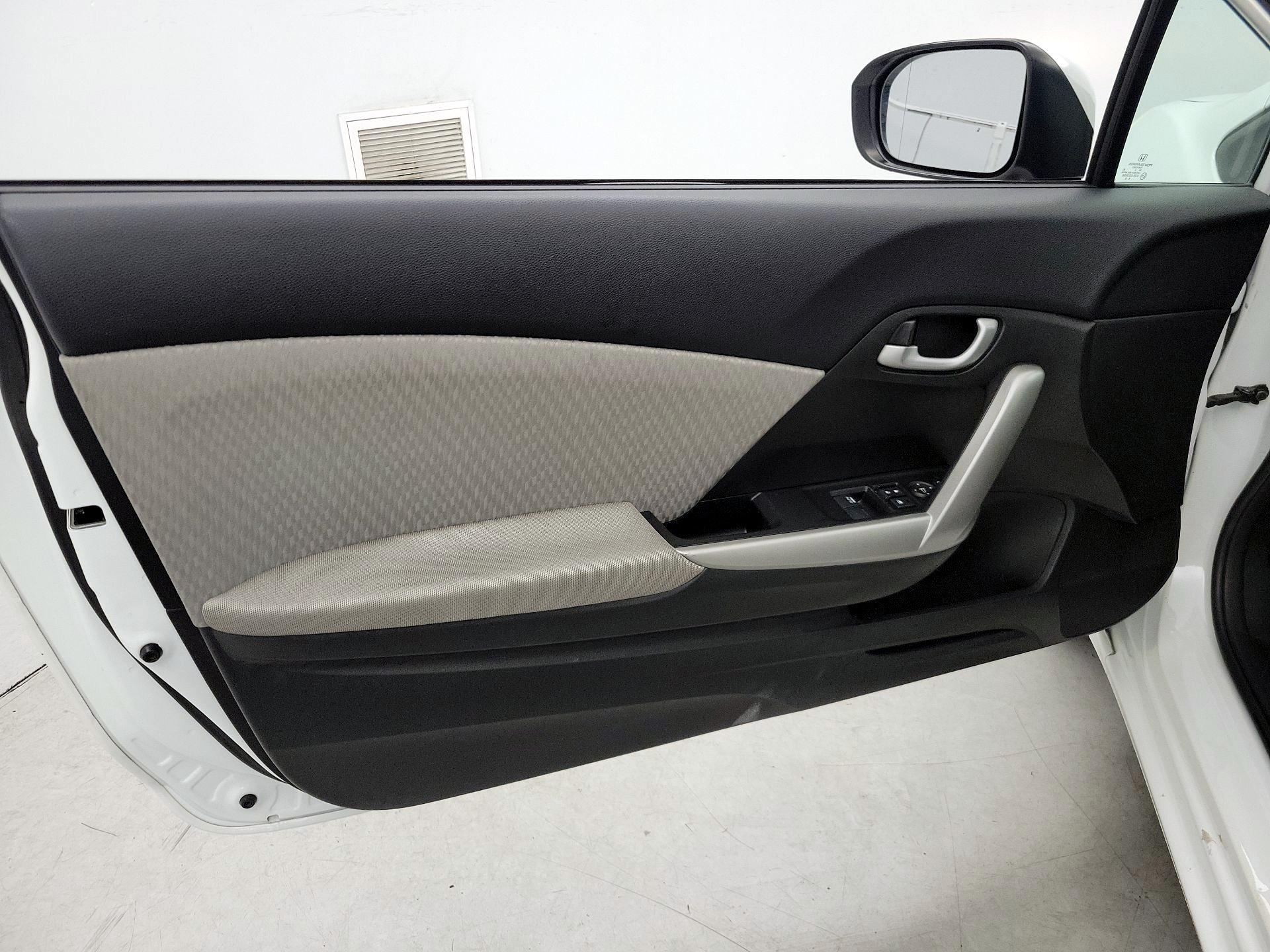 Thumbnail: 2015 Honda Civic - 12