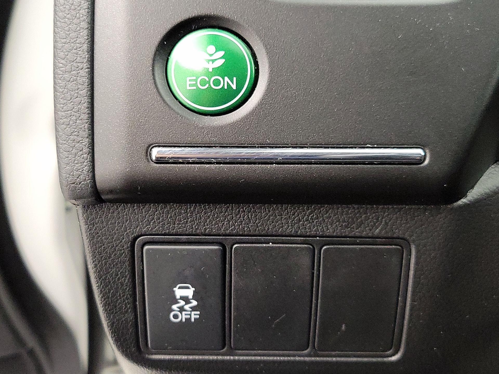 Thumbnail: 2015 Honda Civic - 13