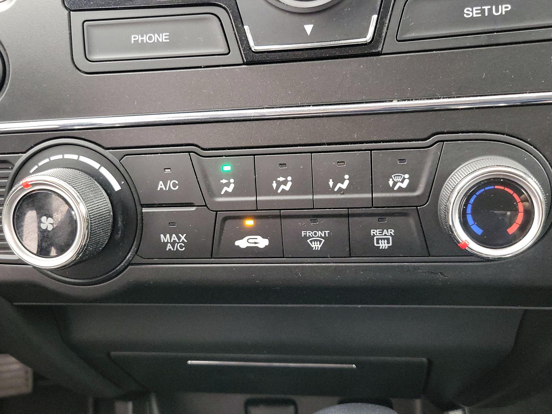 Thumbnail: 2015 Honda Civic - 16