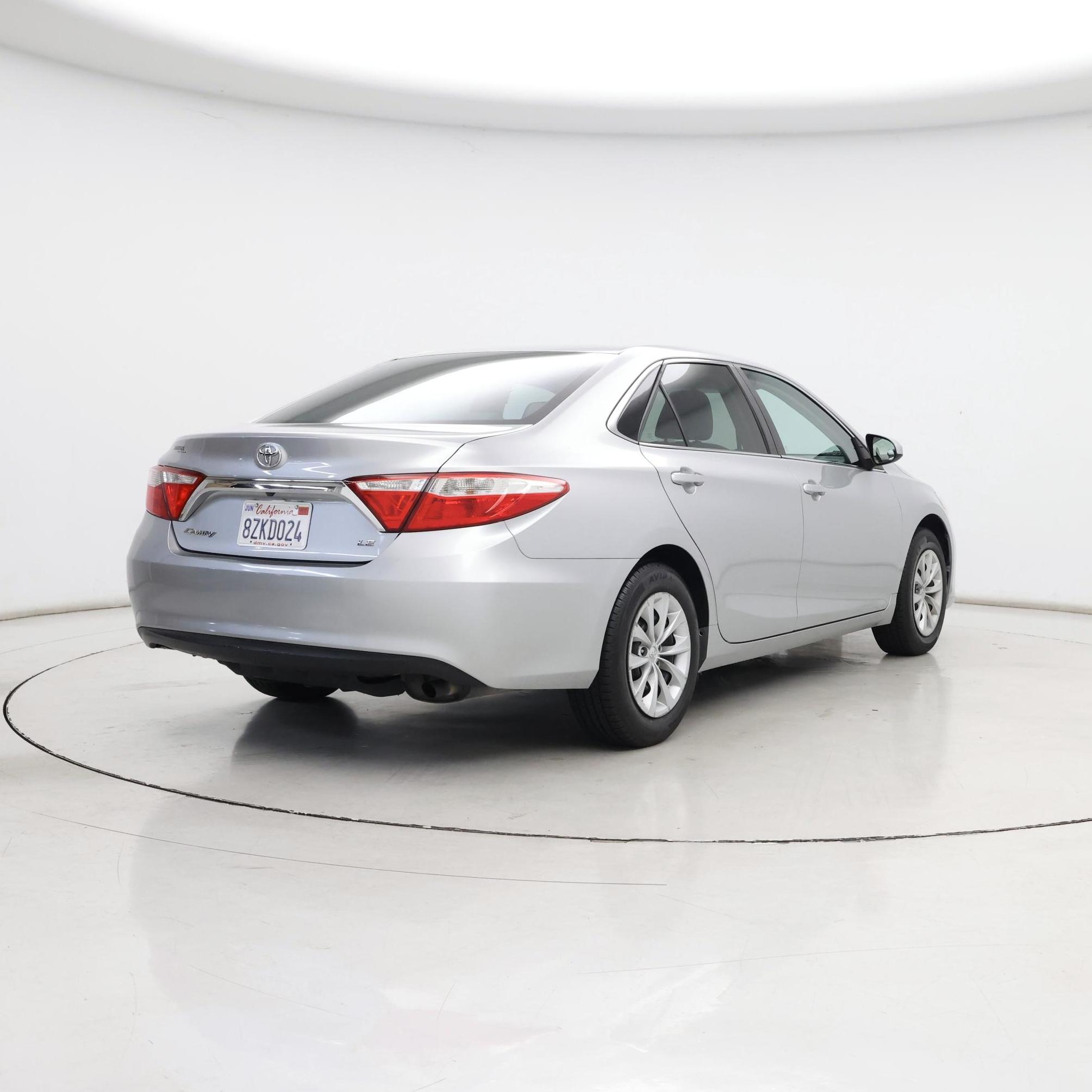 Thumbnail: 2017 Toyota Camry - 8