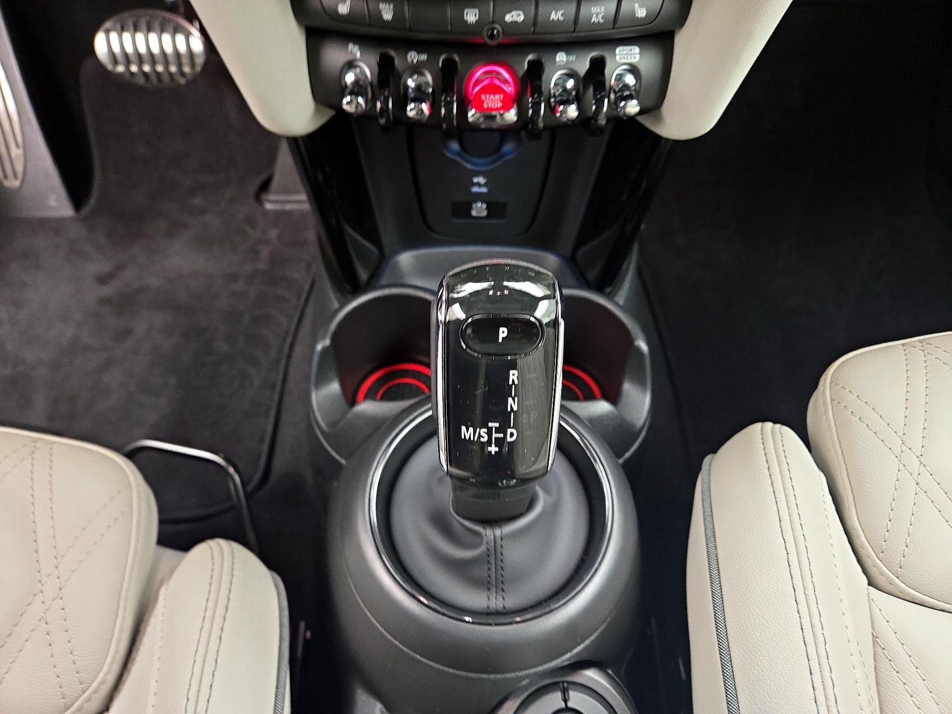 Thumbnail: 2024 MINI Cooper Hardtop - 18