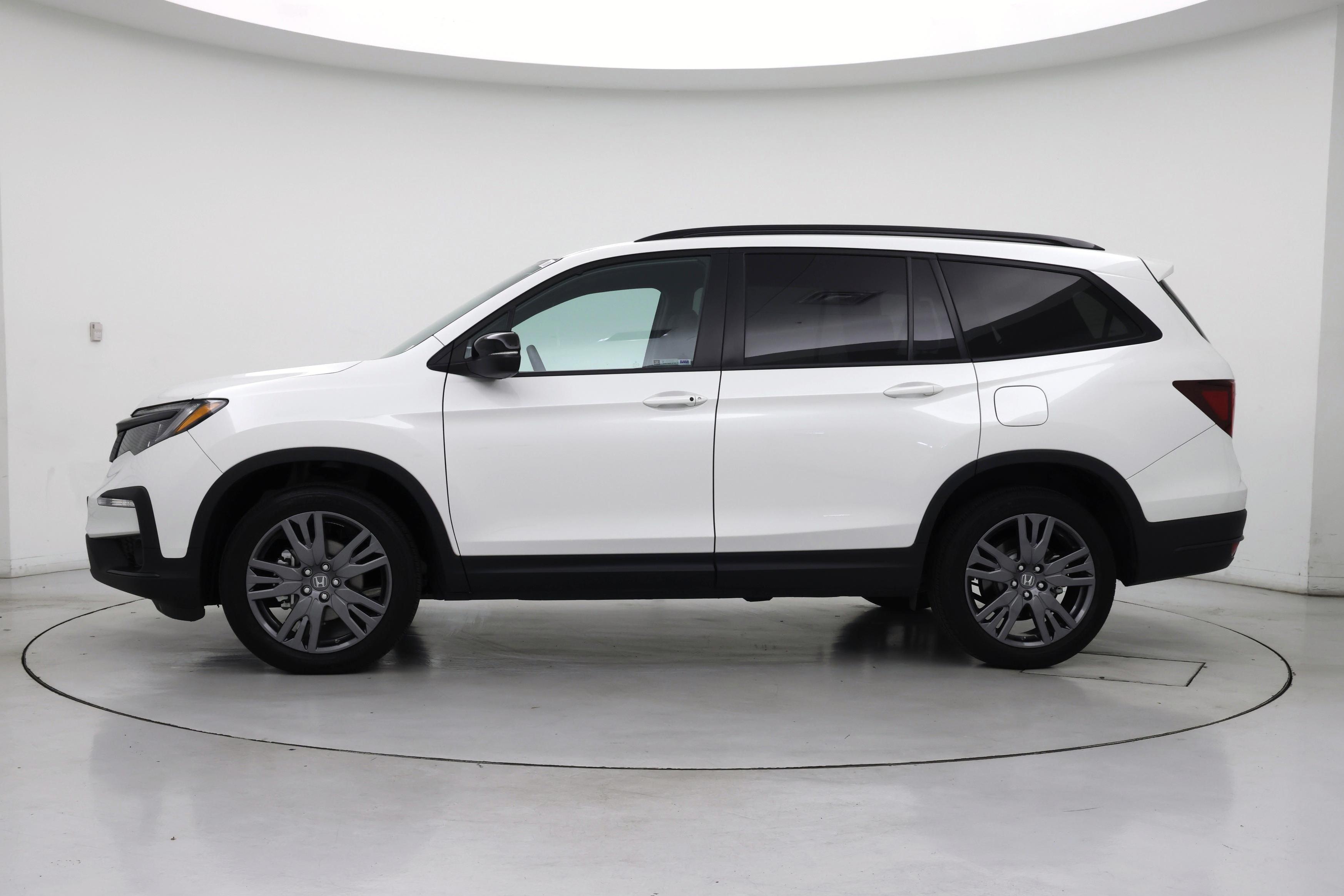 Thumbnail: 2022 Honda Pilot - 3