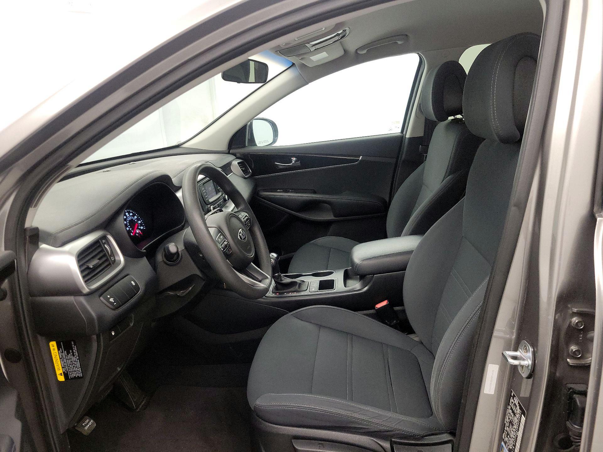Thumbnail: 2017 Kia Sorento - 11