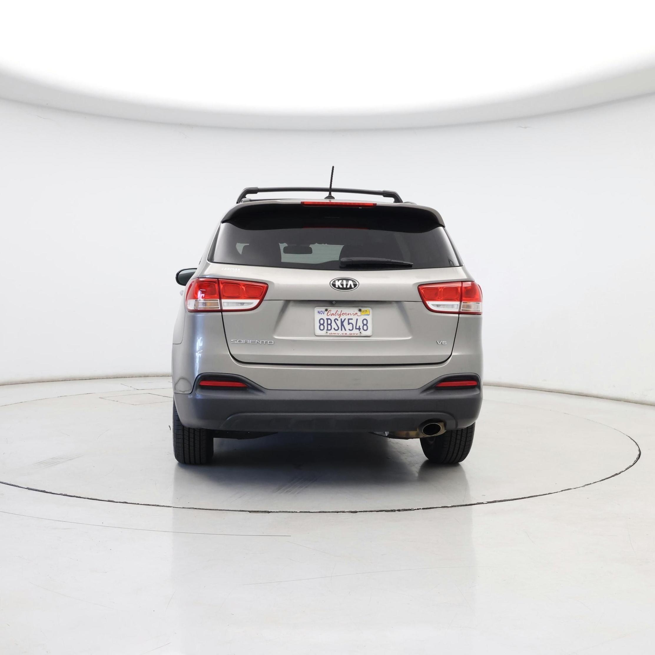 Thumbnail: 2017 Kia Sorento - 6