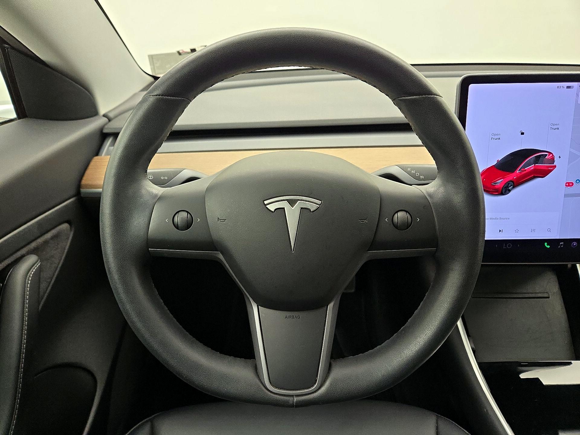Thumbnail: 2020 Tesla Model 3 - 10