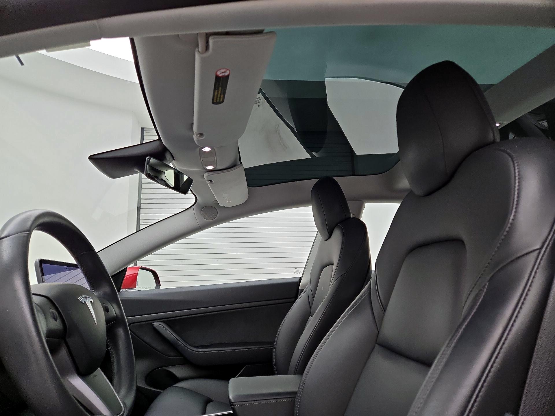 Thumbnail: 2020 Tesla Model 3 - 19