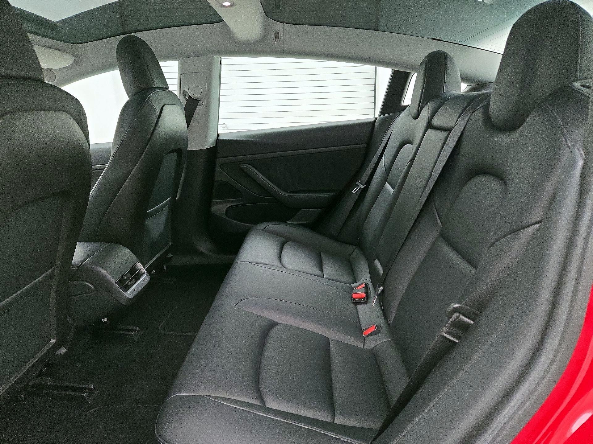 Thumbnail: 2020 Tesla Model 3 - 20