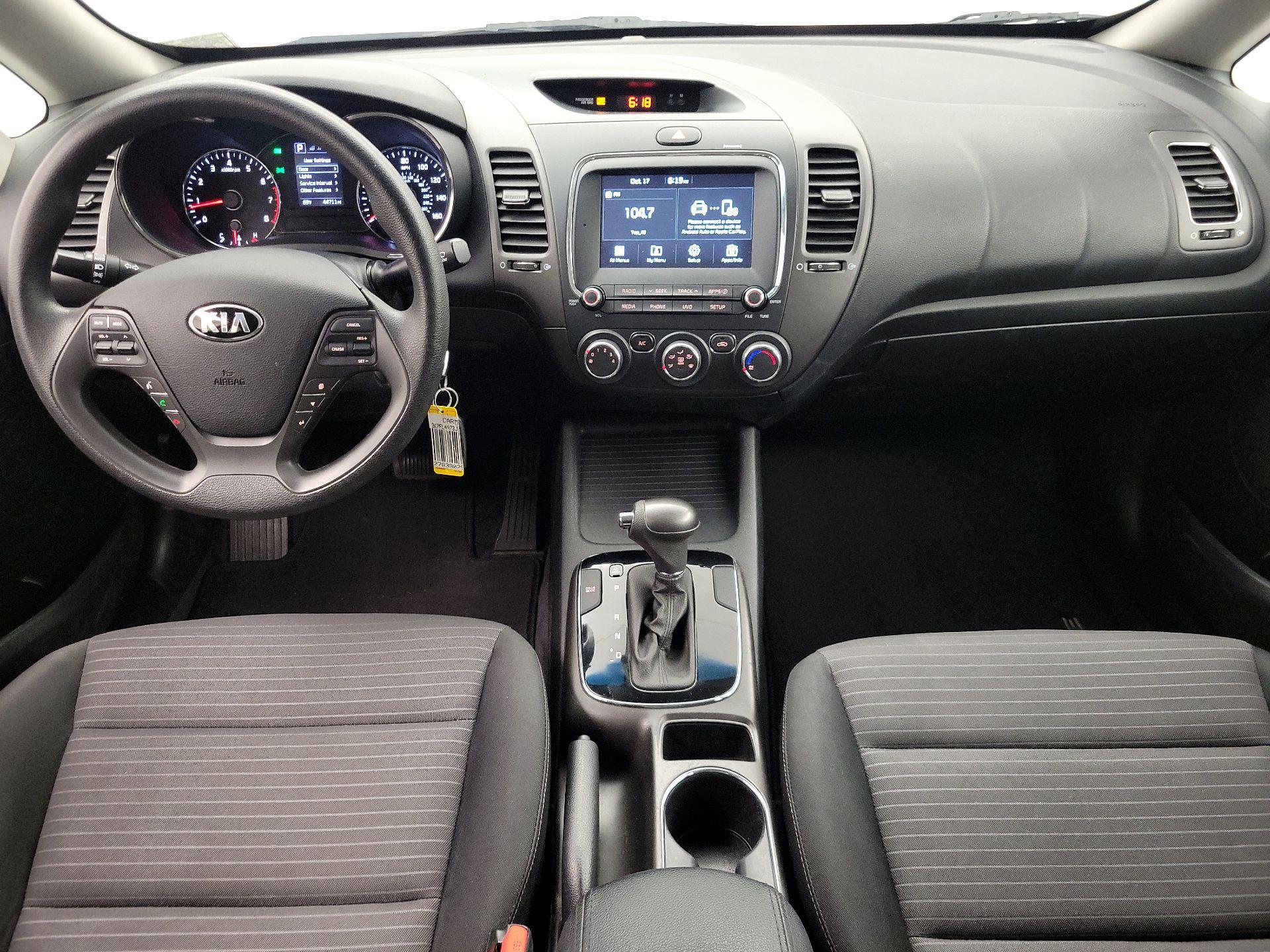 Thumbnail: 2018 Kia Forte - 9