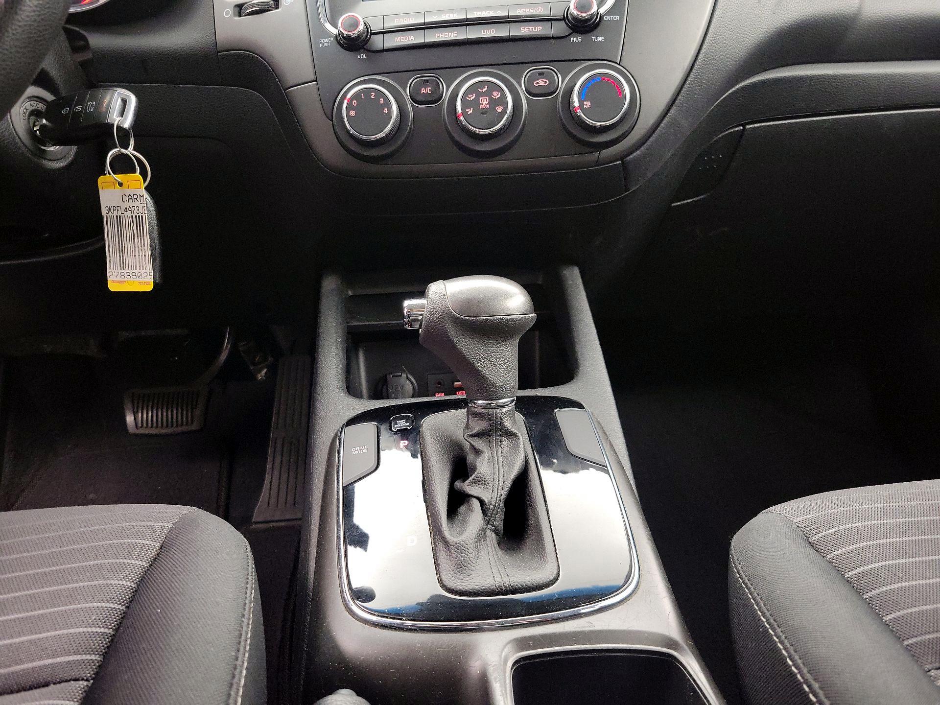 Thumbnail: 2018 Kia Forte - 17