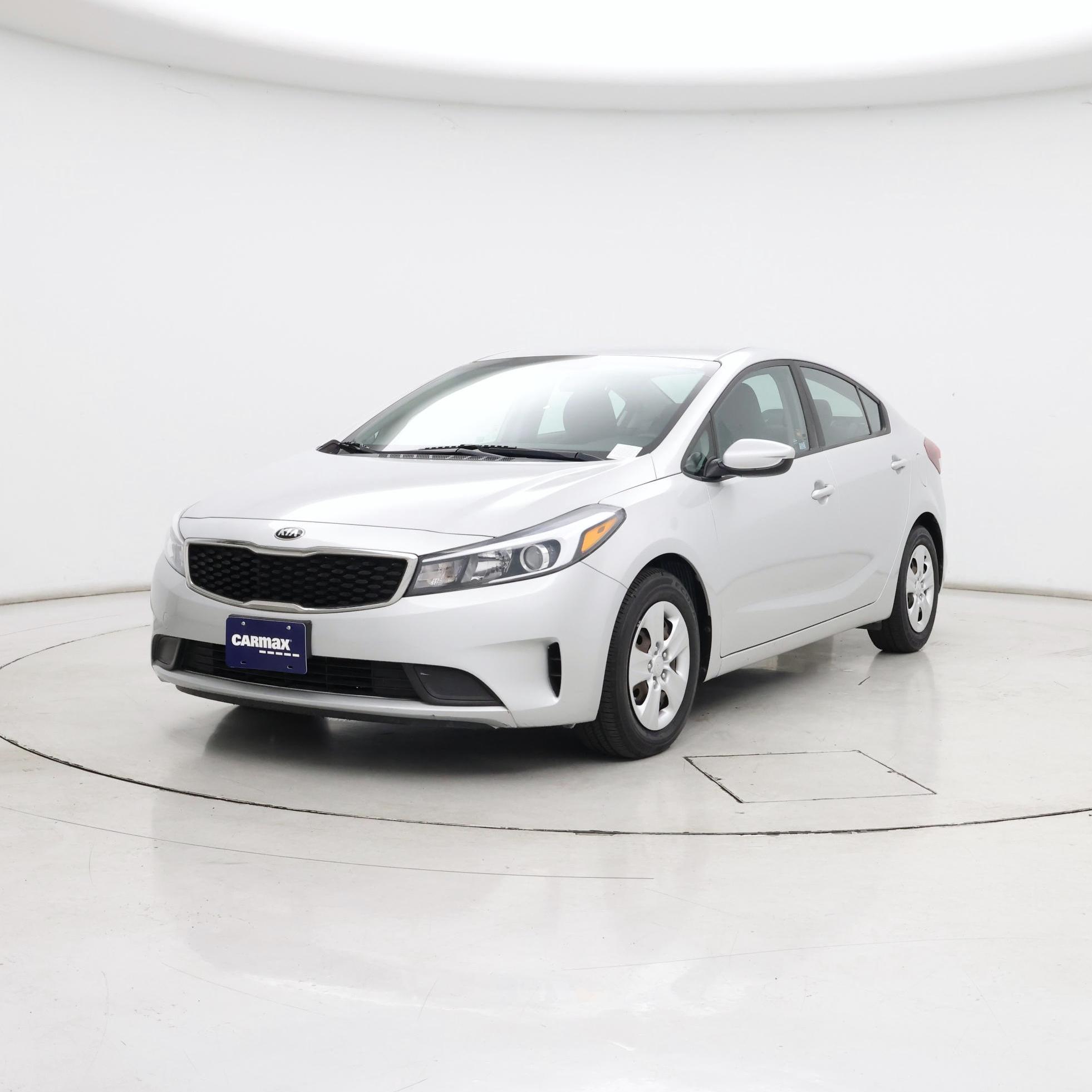 Thumbnail: 2018 Kia Forte - 4