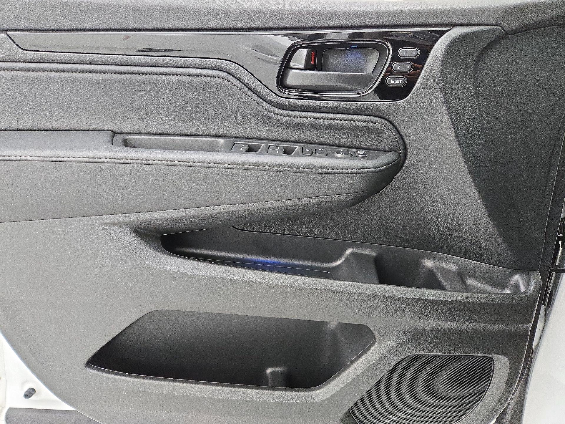 Thumbnail: 2025 Honda Odyssey - 12