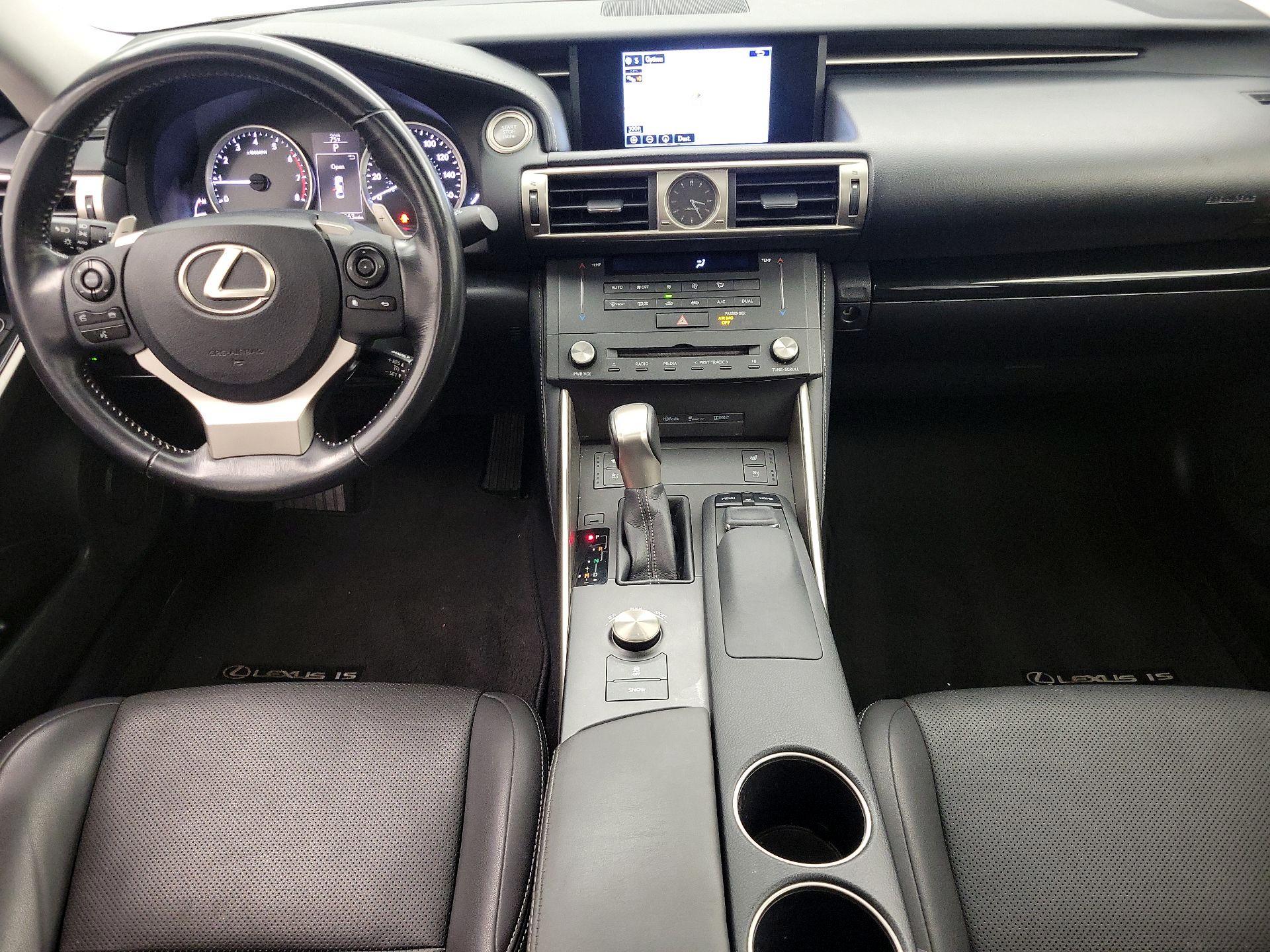 Thumbnail: 2016 Lexus IS - 9