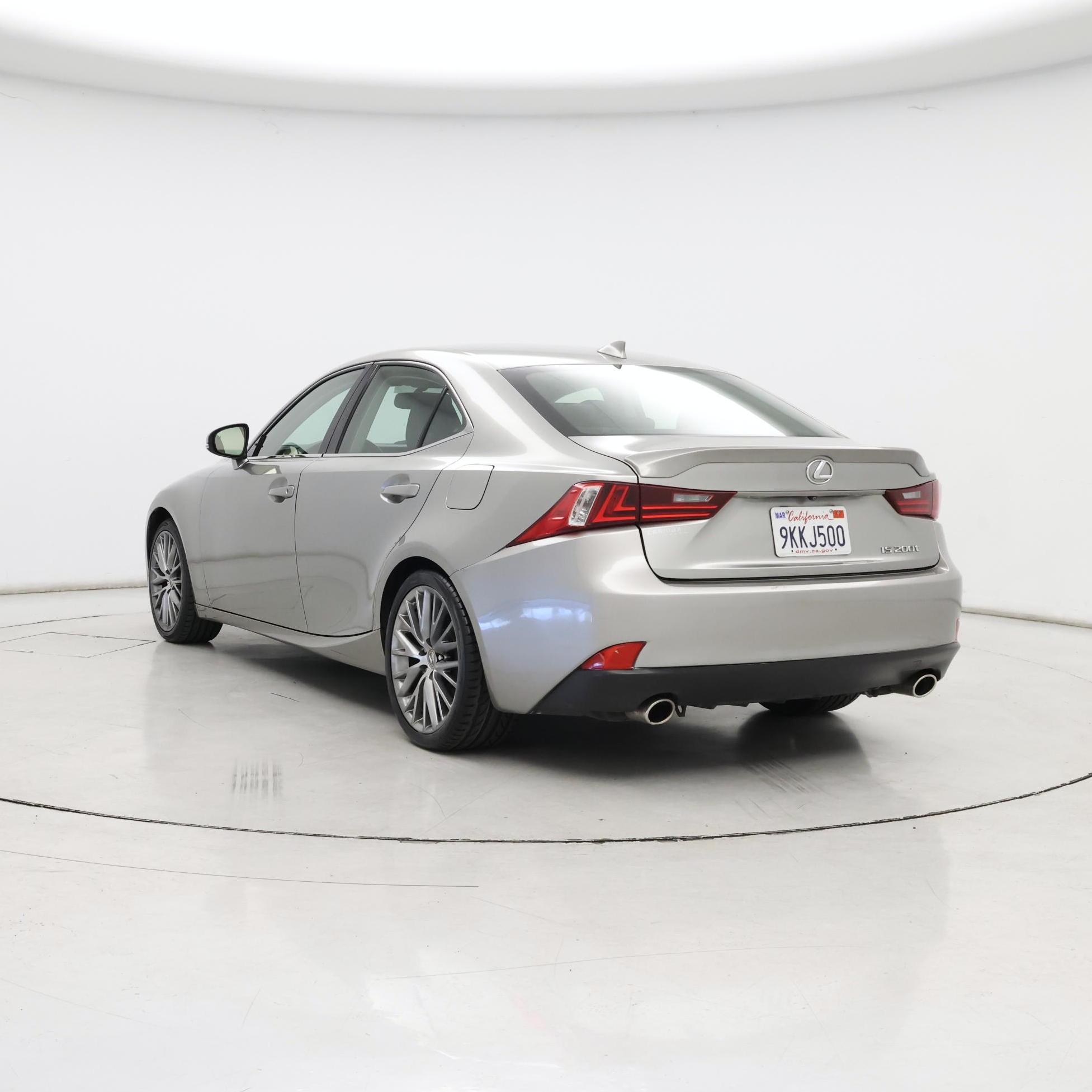 Thumbnail: 2016 Lexus IS - 2