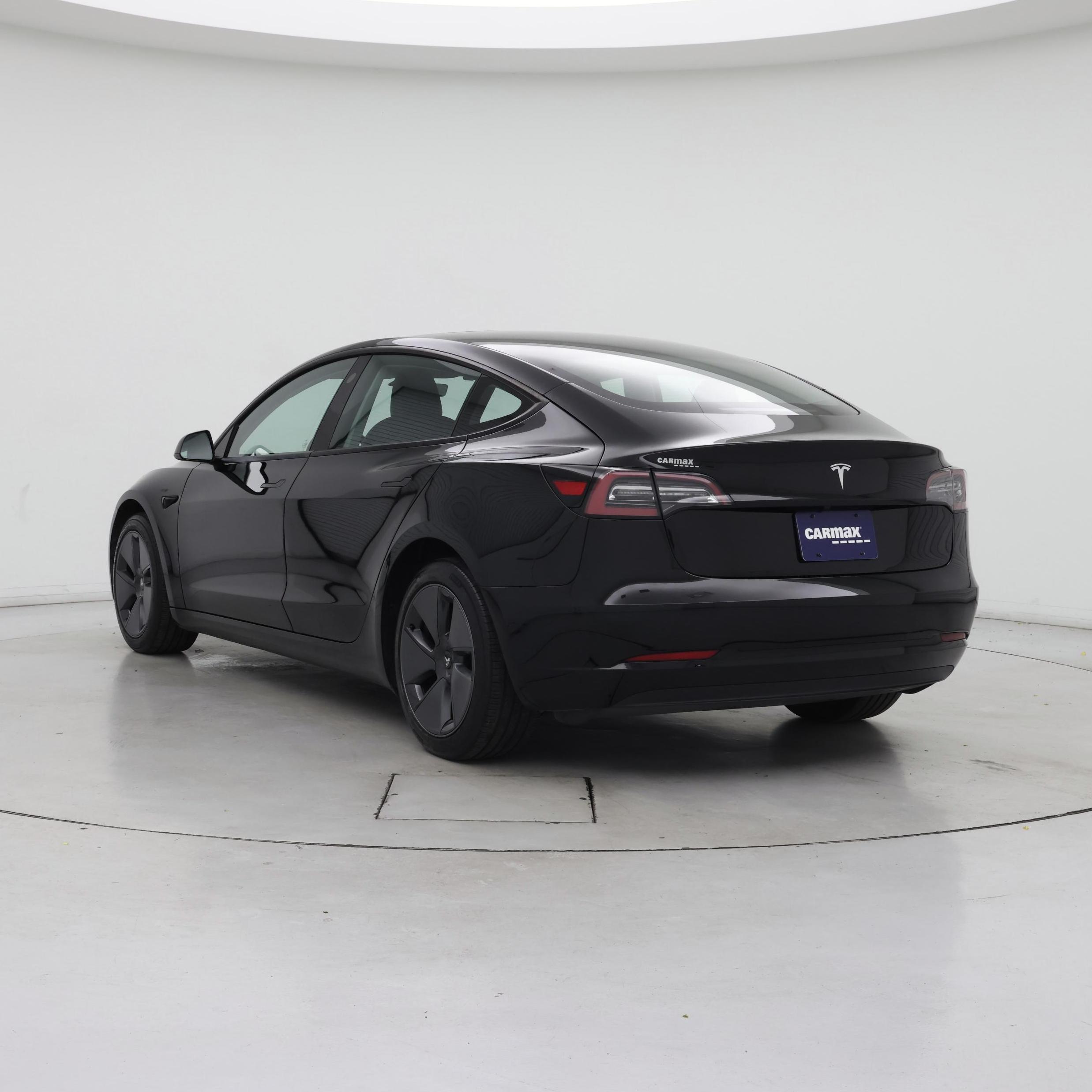 Thumbnail: 2023 Tesla Model 3 - 2