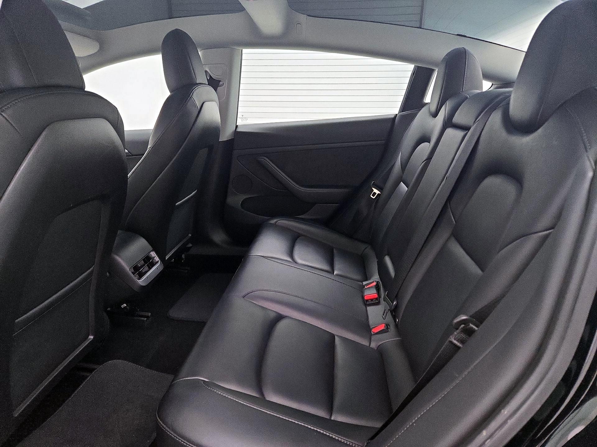 Thumbnail: 2023 Tesla Model 3 - 20