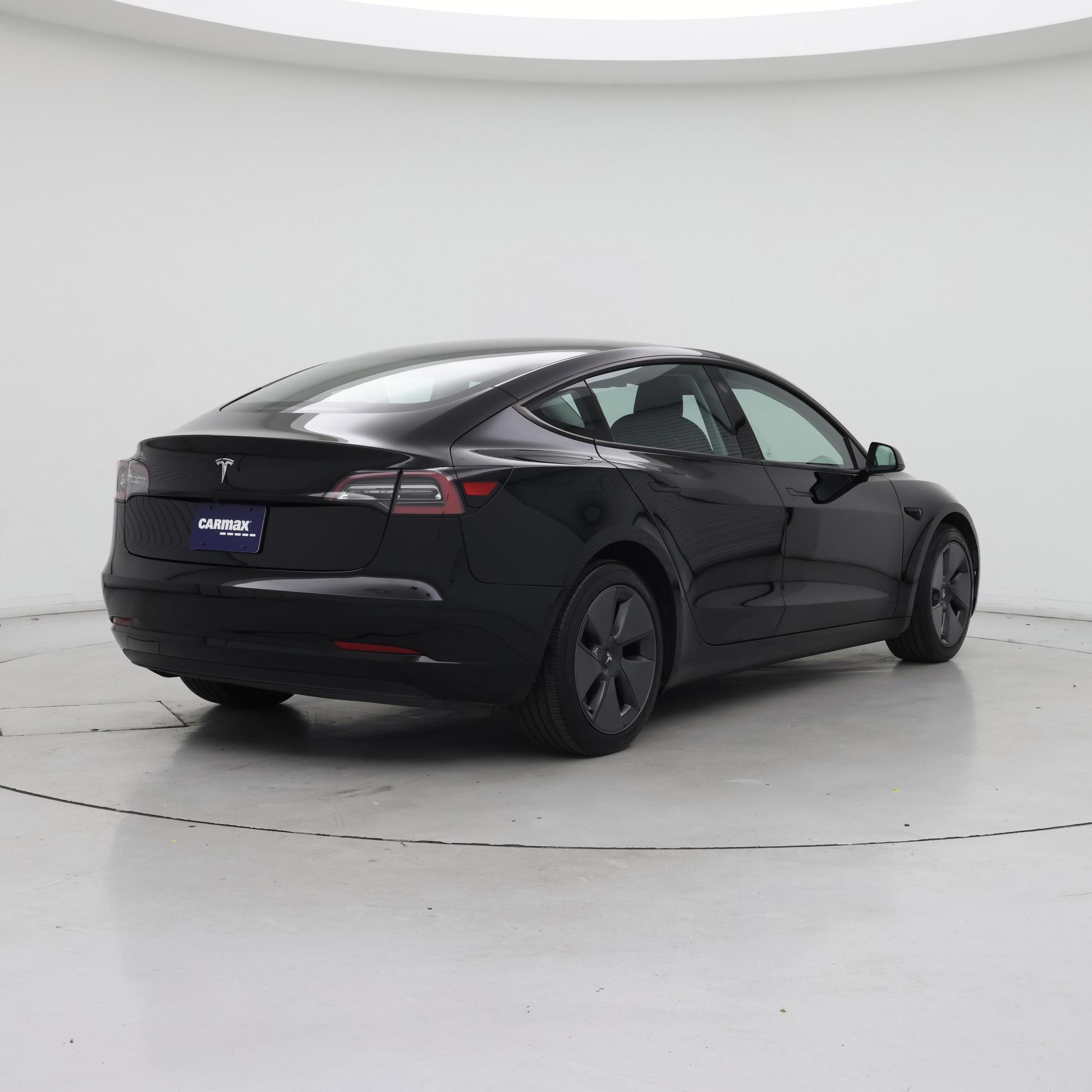 Thumbnail: 2023 Tesla Model 3 - 8