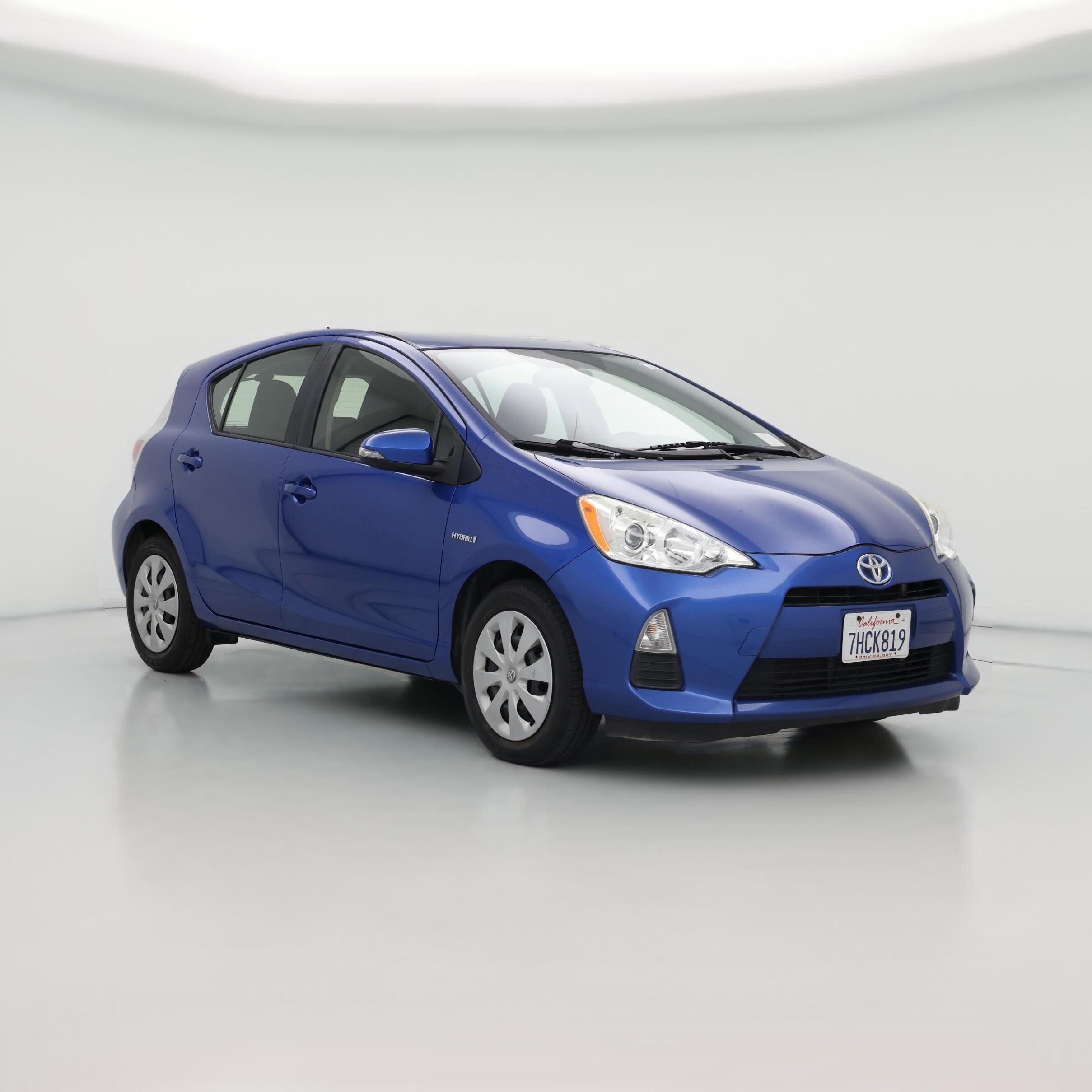 Thumbnail: 2014 Toyota Prius c - 1