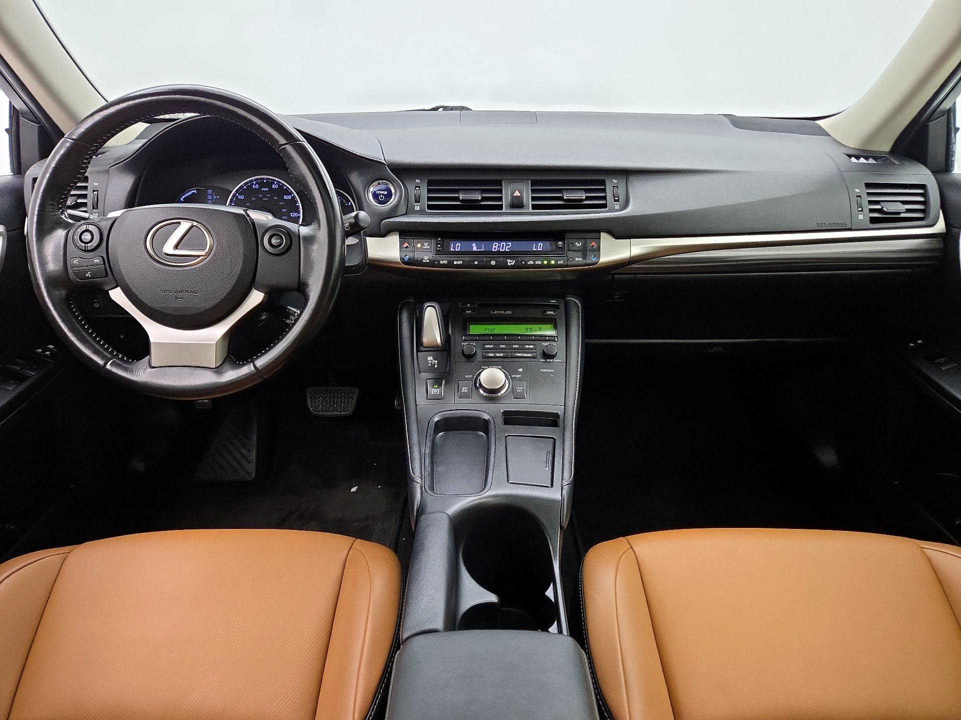Thumbnail: 2015 Lexus CT - 9
