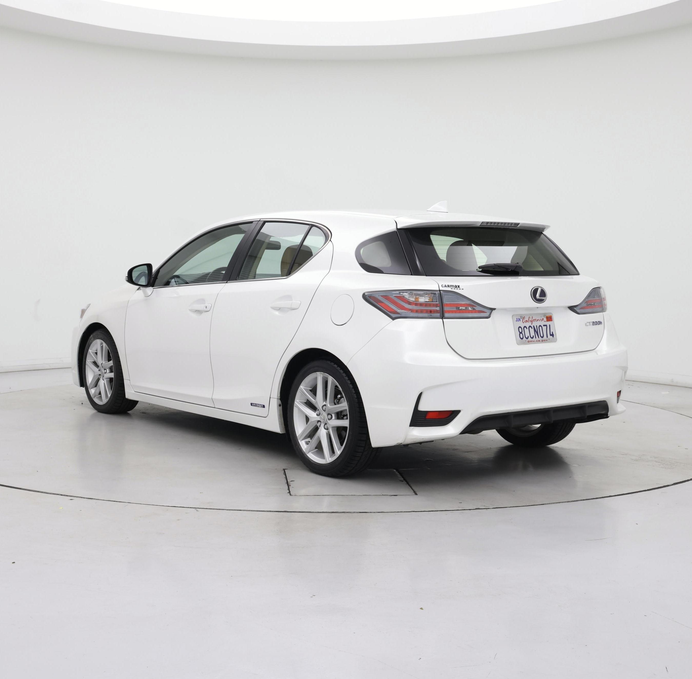 Thumbnail: 2015 Lexus CT - 2