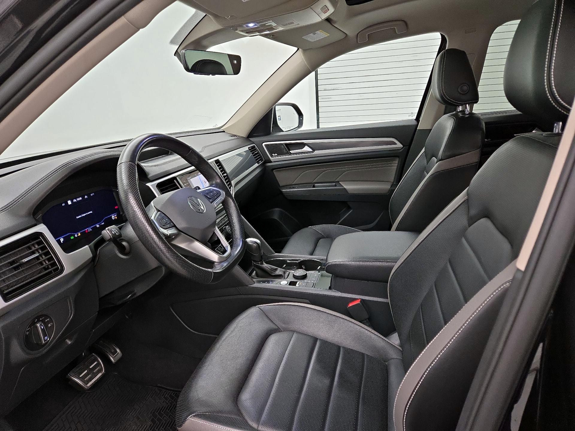 Thumbnail: 2022 Volkswagen Atlas - 11