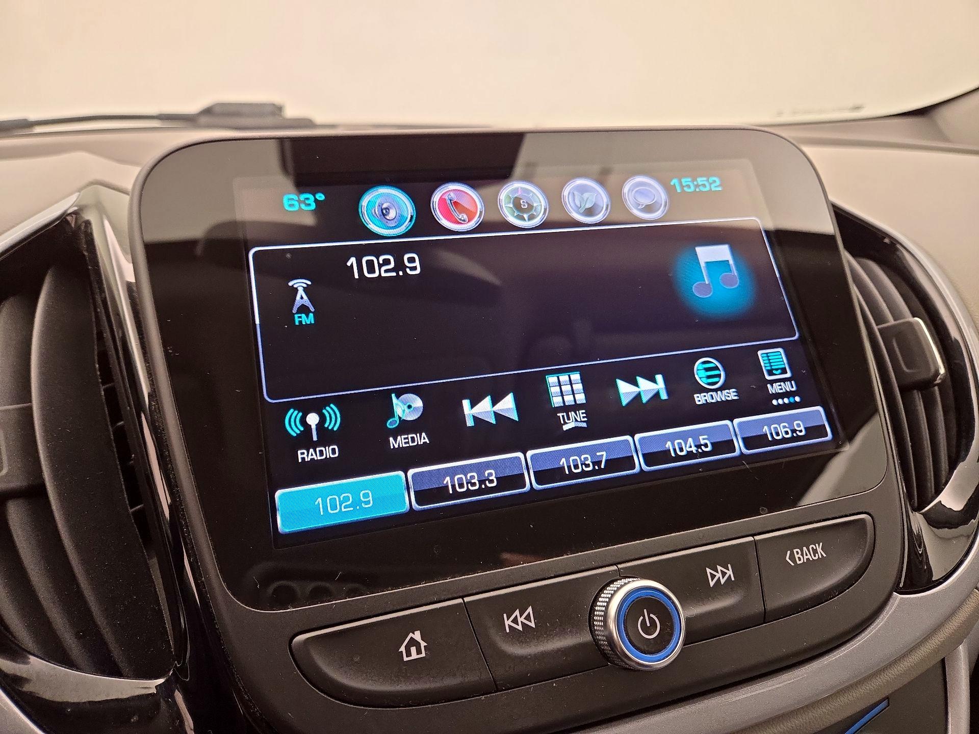 Thumbnail: 2016 Chevrolet Volt - 15