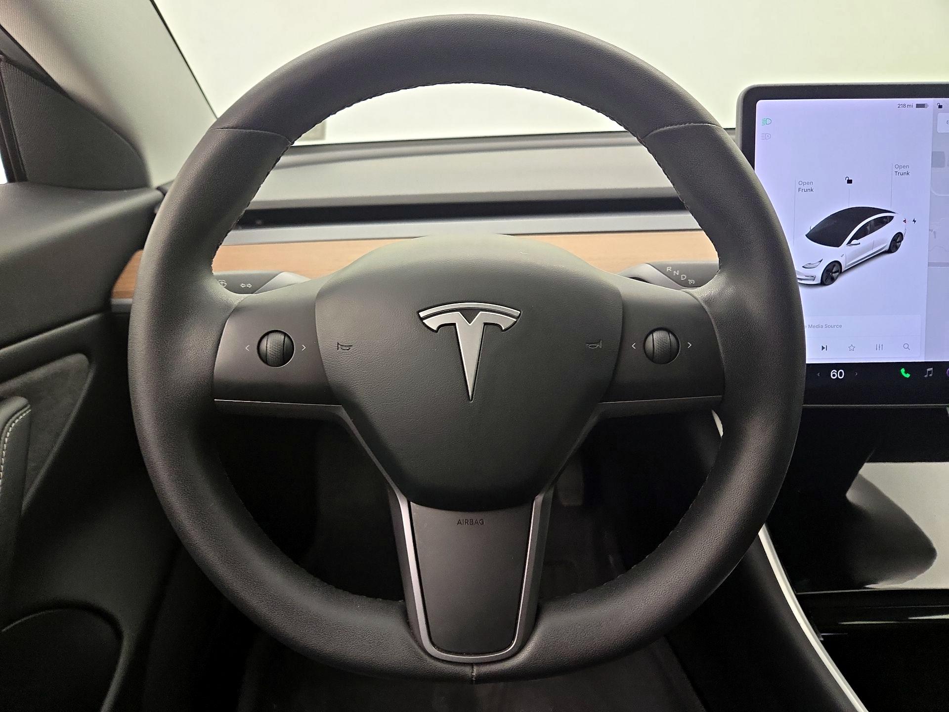Thumbnail: 2020 Tesla Model 3 - 10