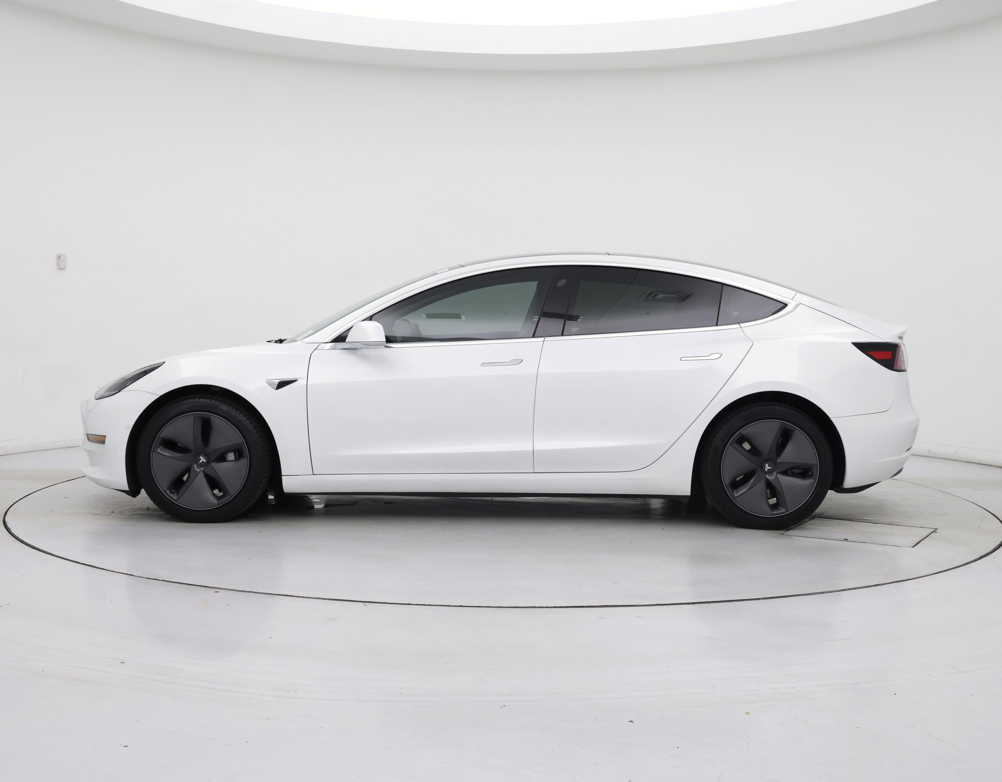 Thumbnail: 2020 Tesla Model 3 - 3