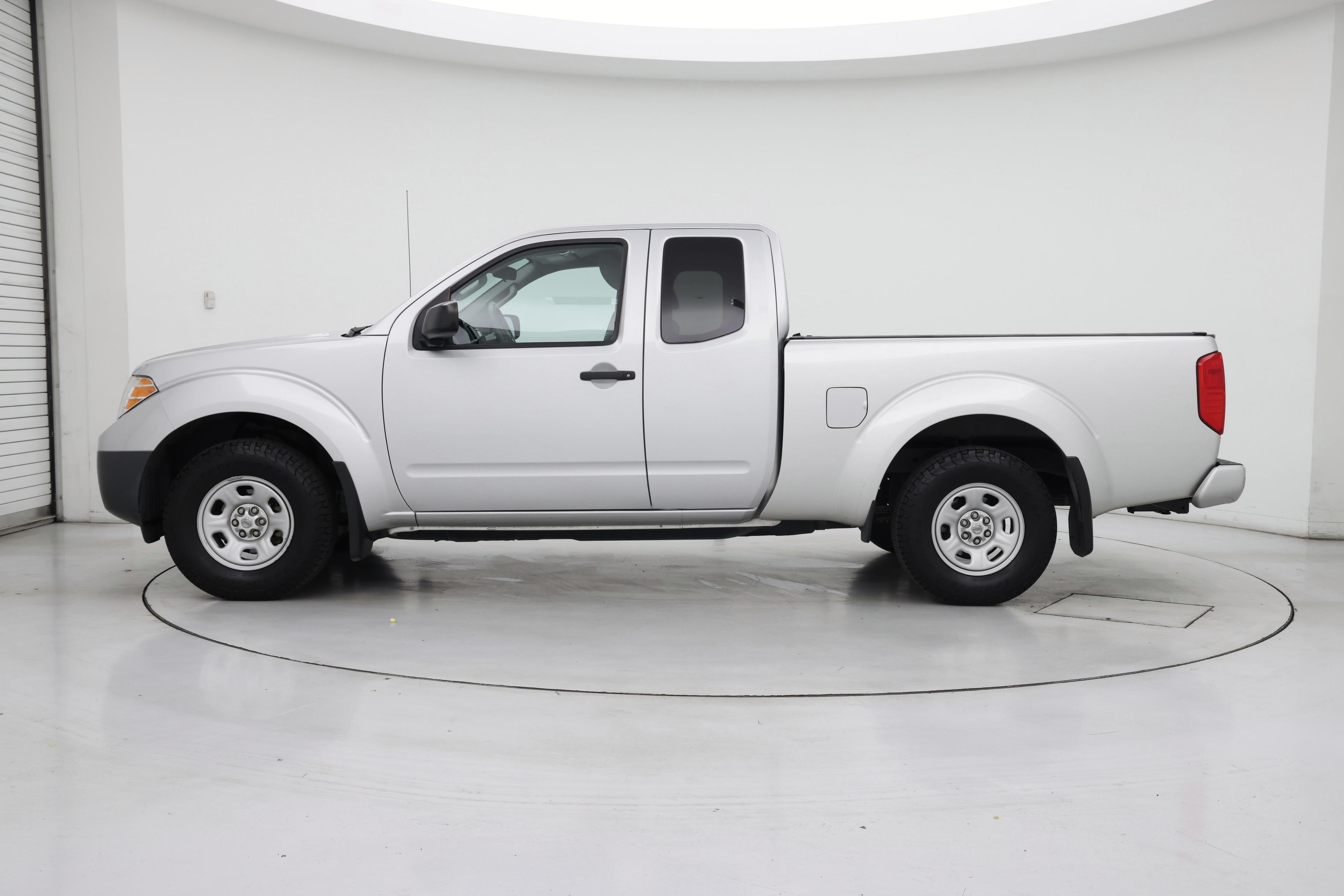 Thumbnail: 2017 Nissan Frontier - 3