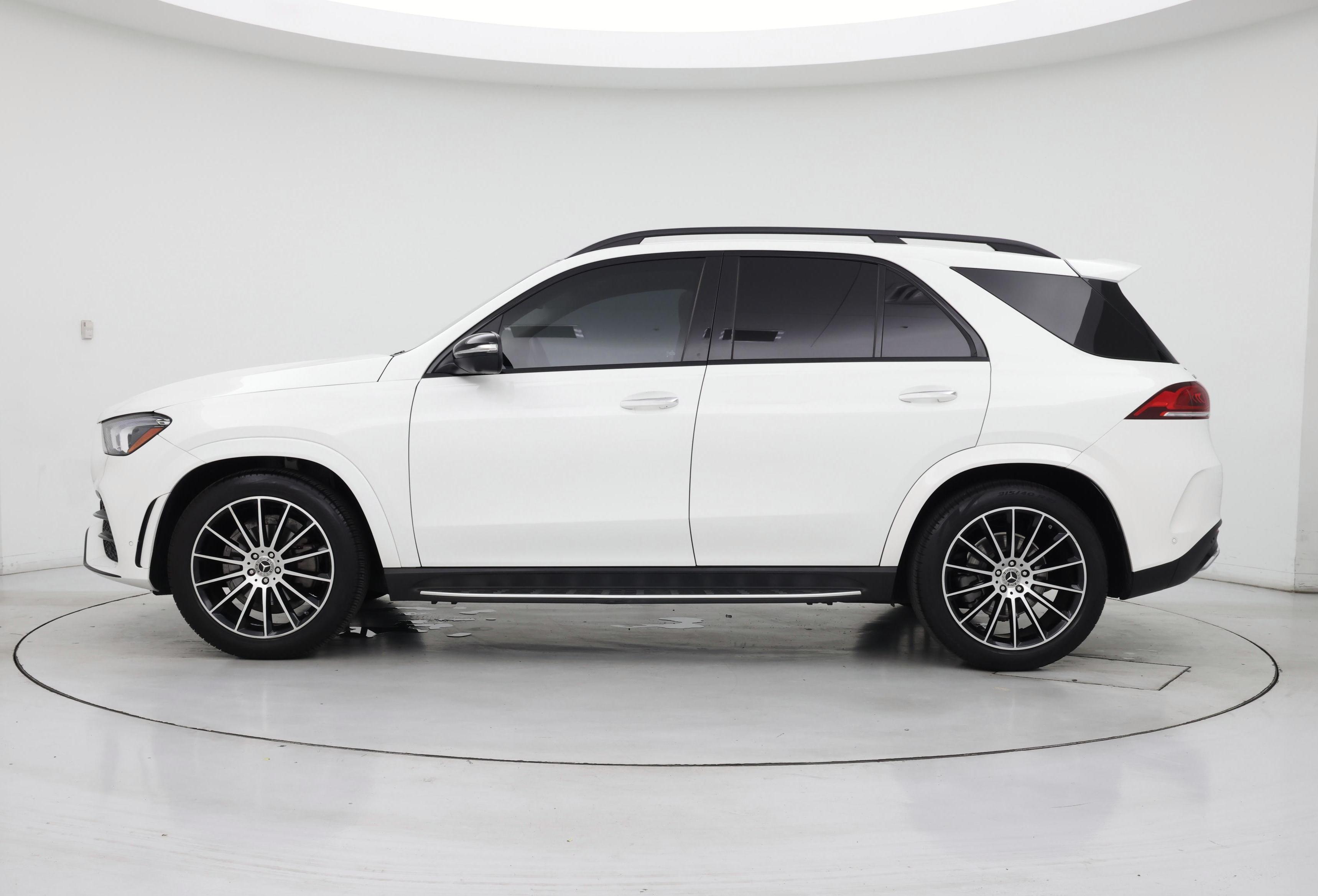 Thumbnail: 2021 Mercedes-Benz GLE - 3